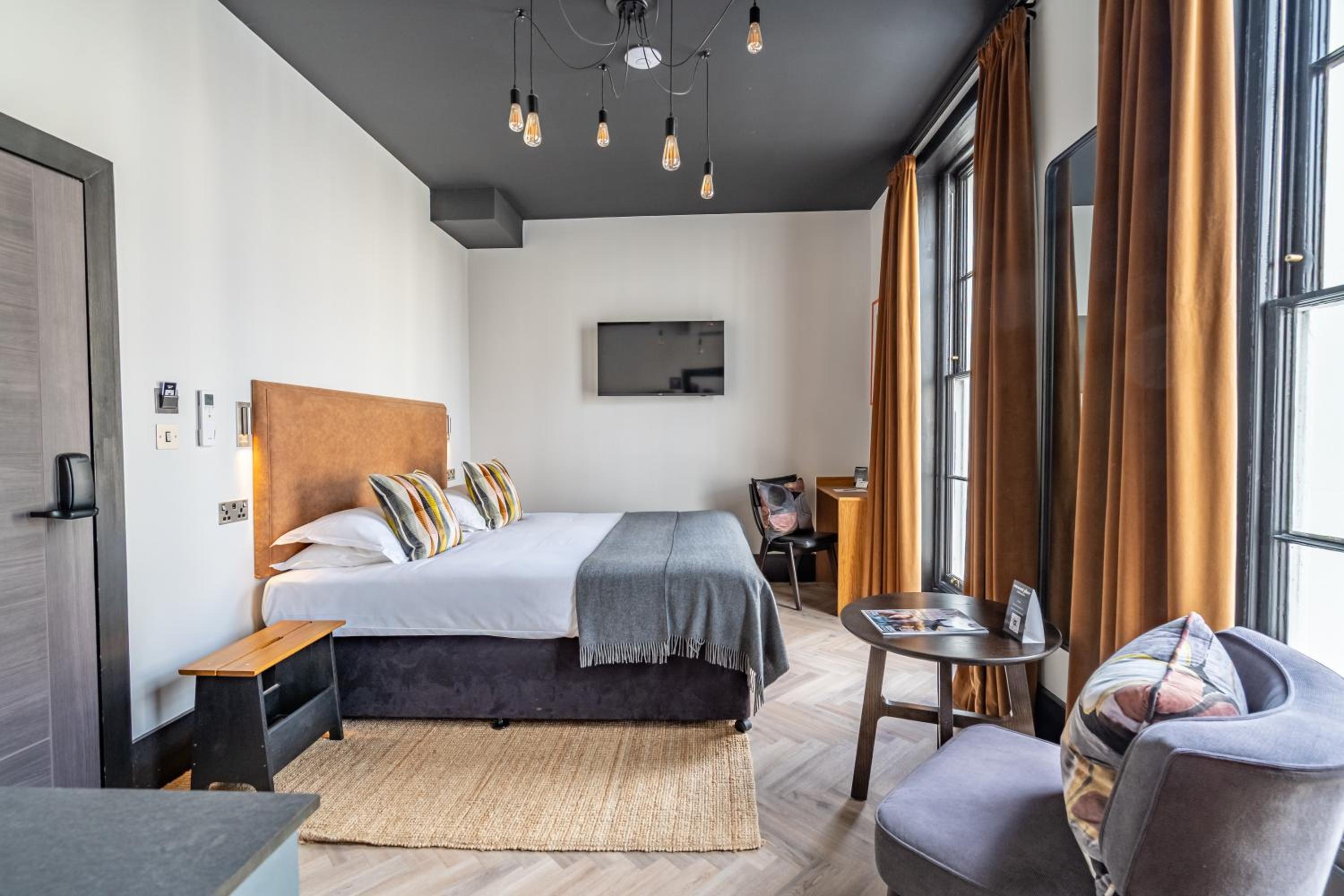 Superior Double or Twin Room - Photo 4
