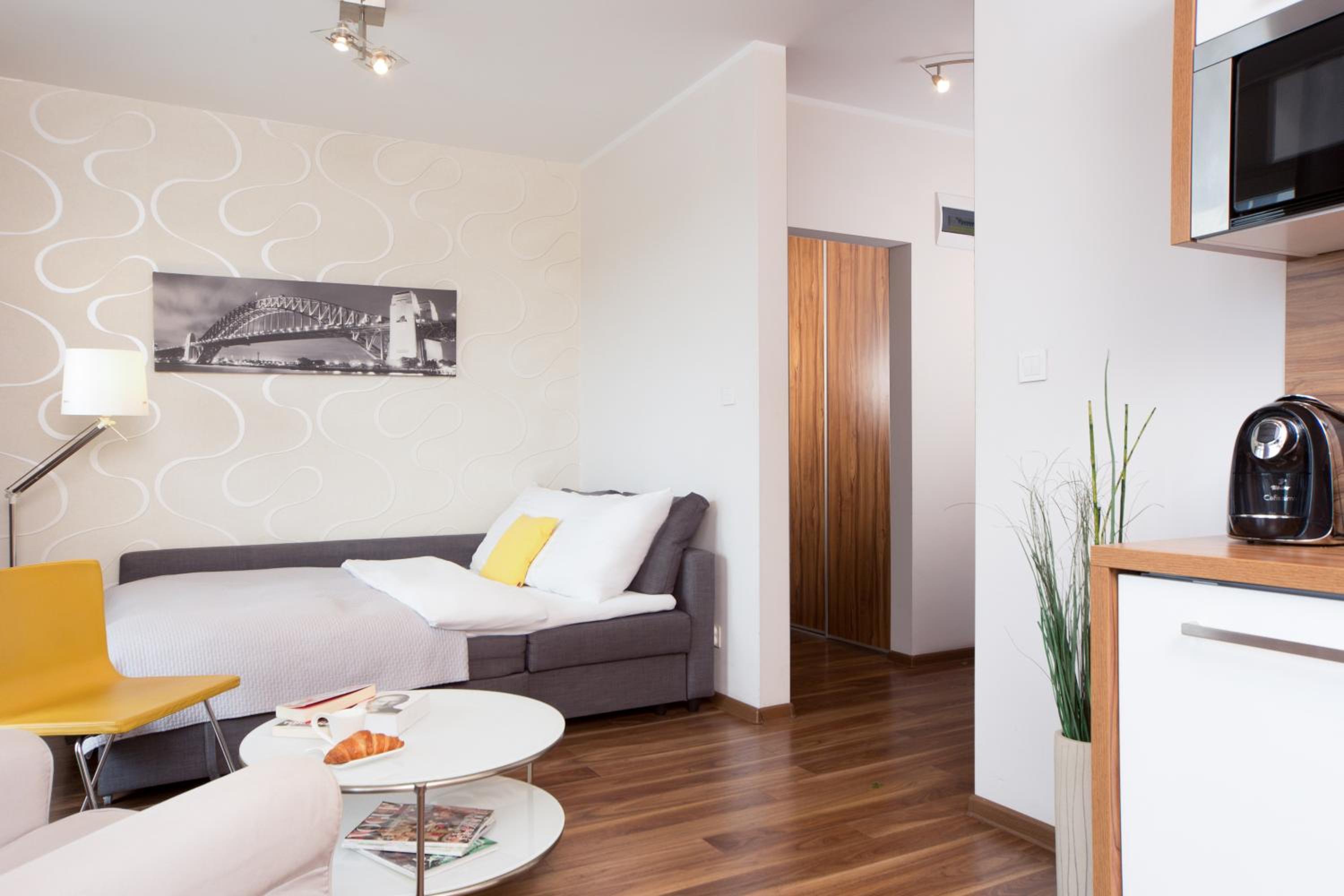 Economy Apartment photo 2