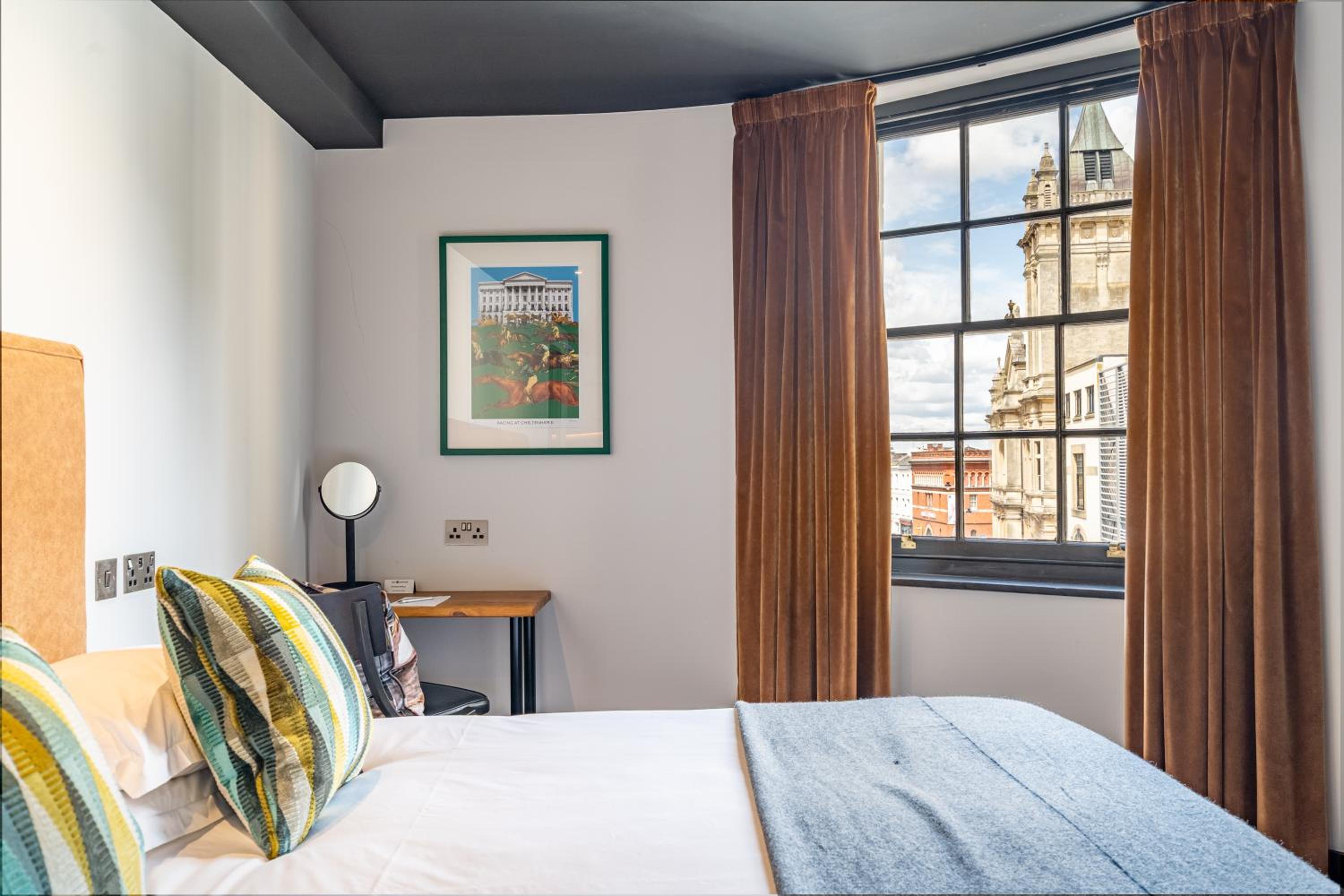 Superior Double or Twin Room - Photo 13