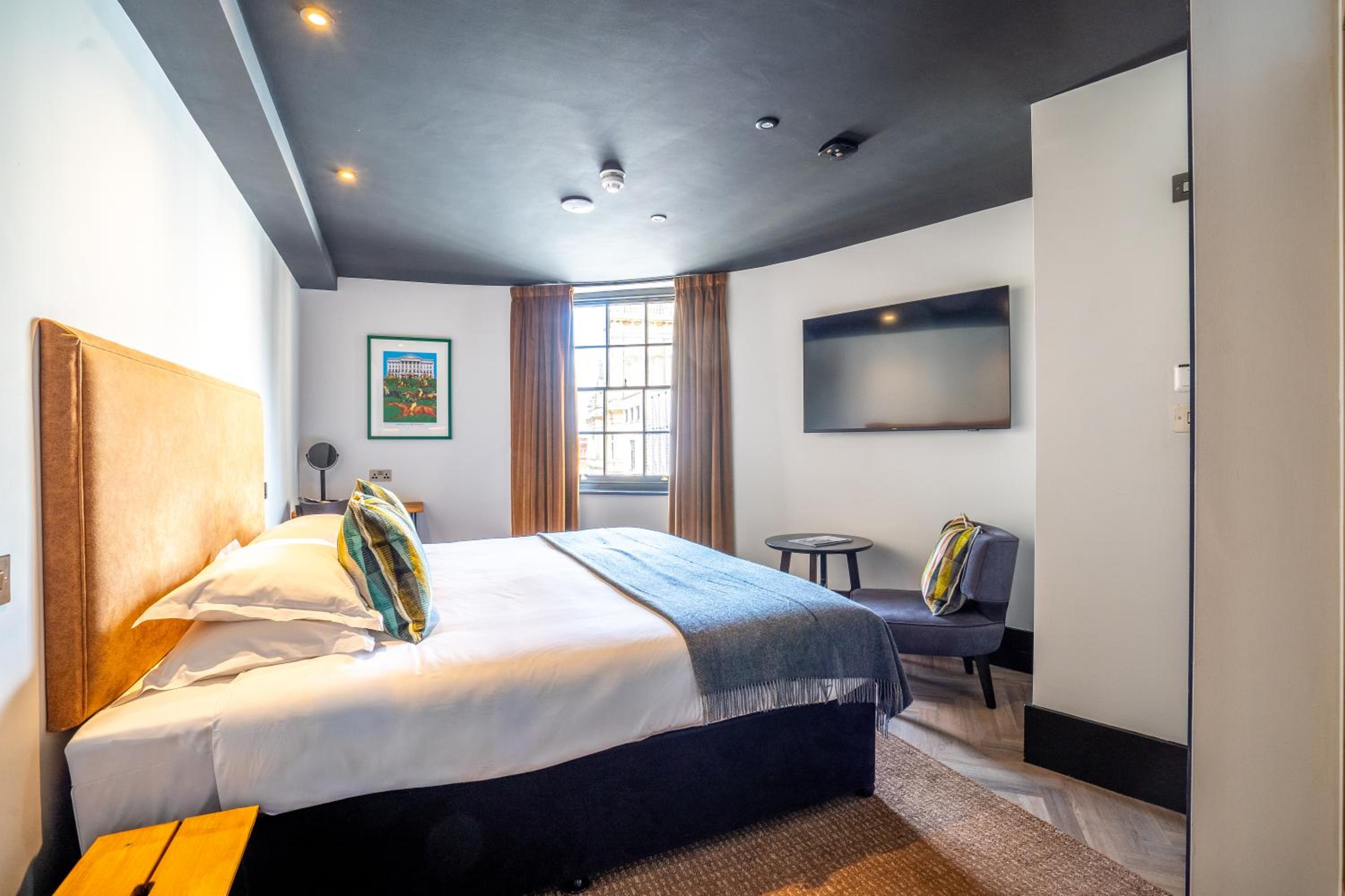 Superior Double or Twin Room - Photo 10