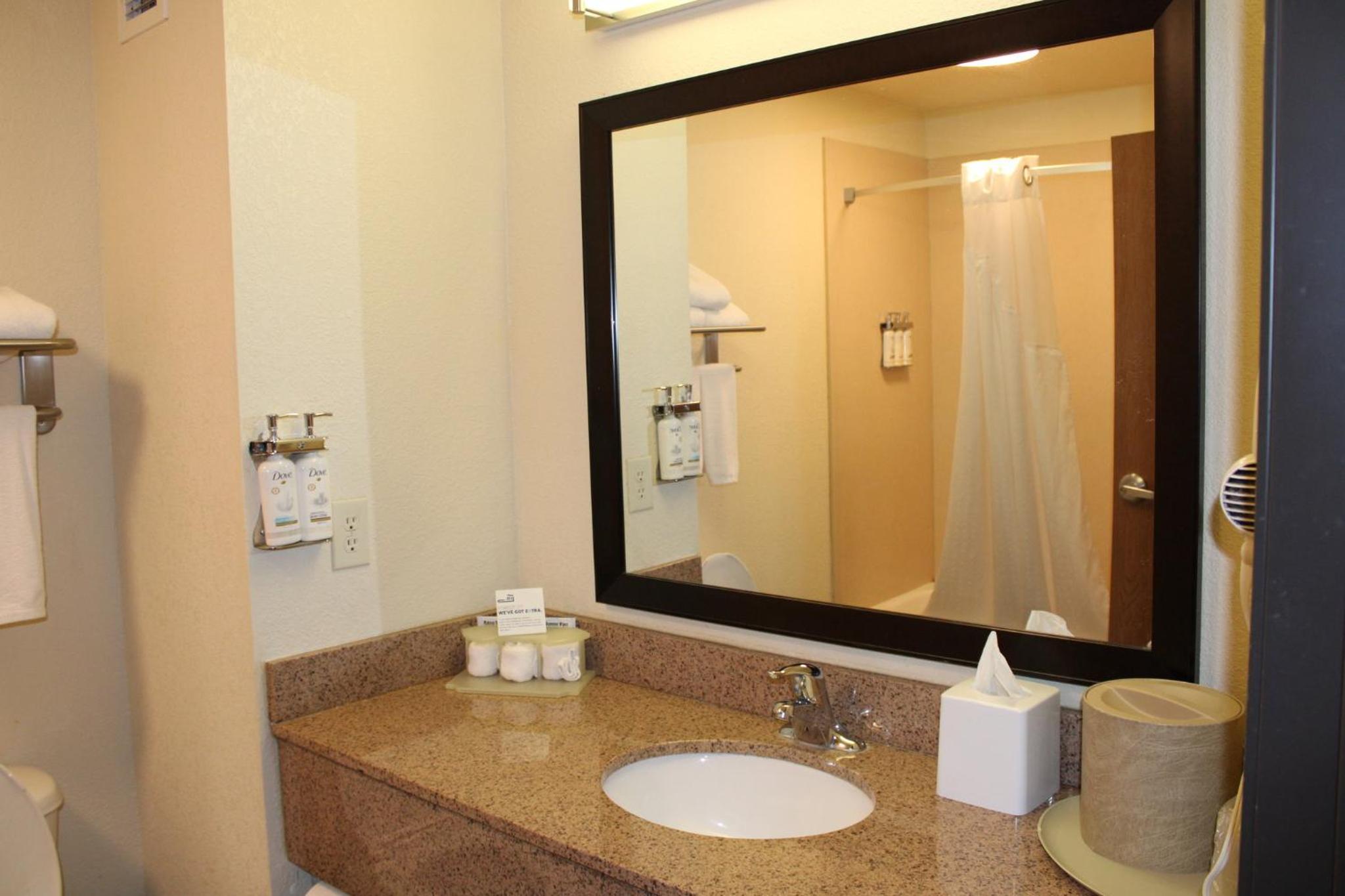King Suite - Photo 2