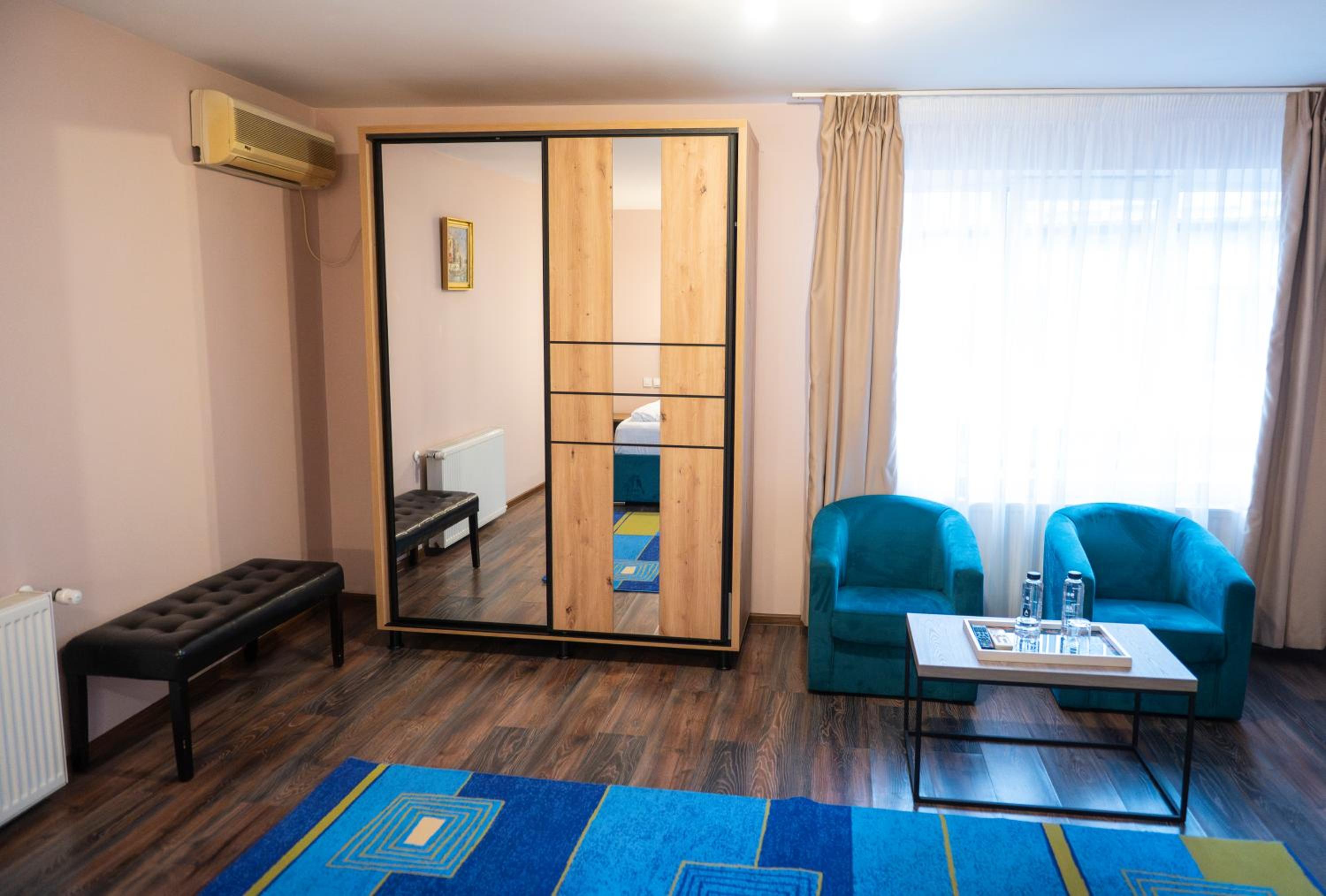 Large Double Room