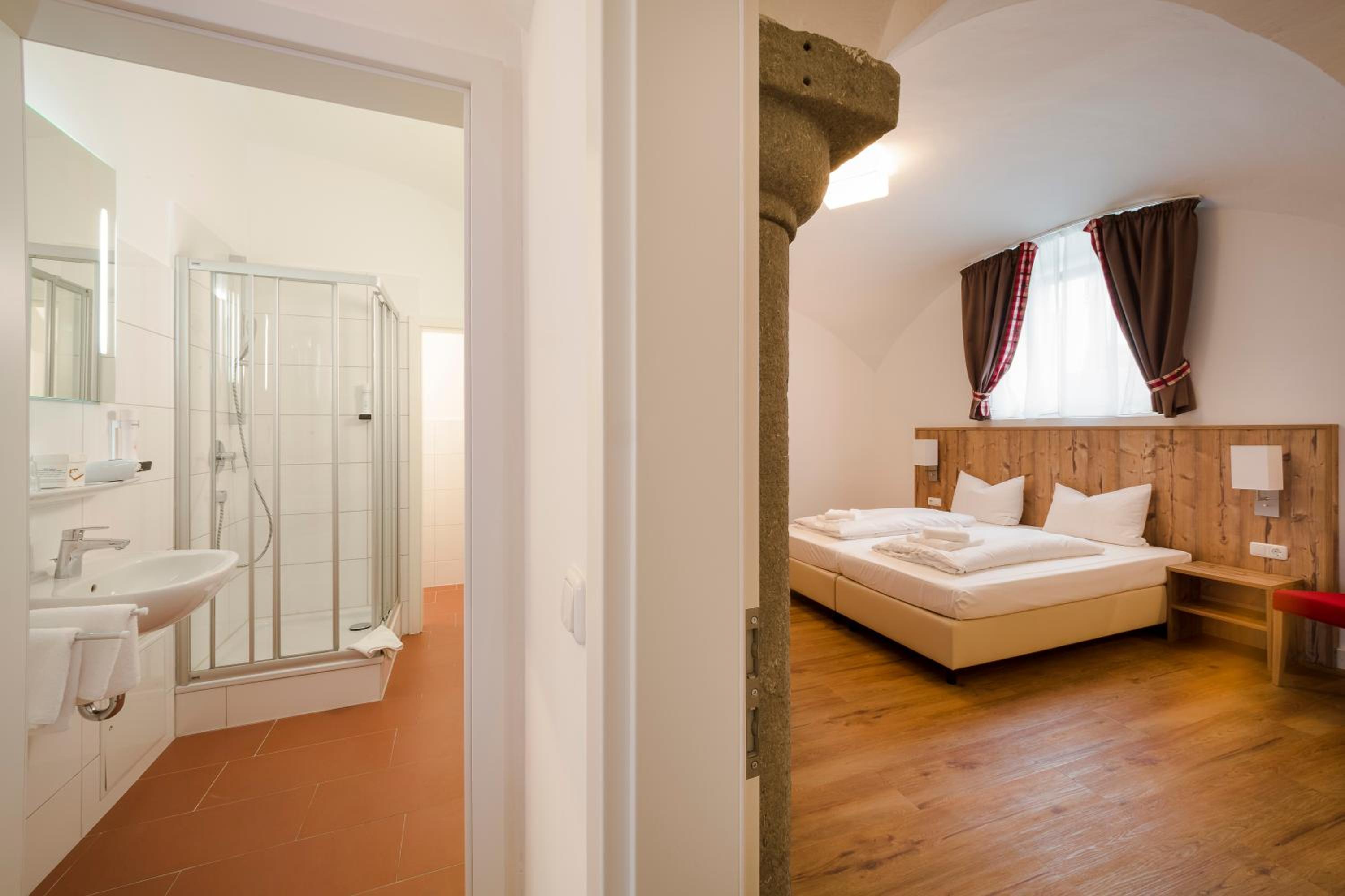 Quadruple Room - Photo 2