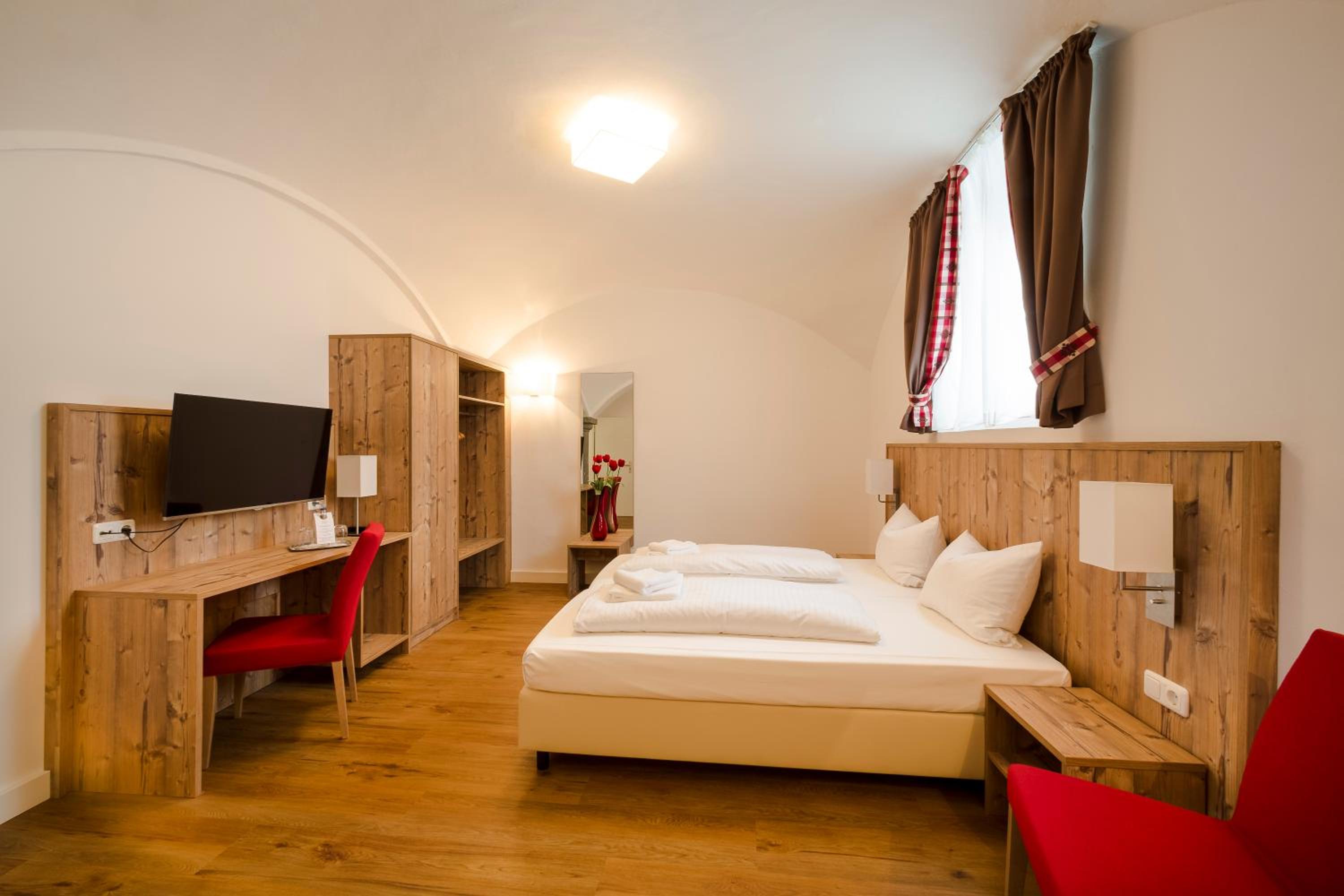 Double Room - Photo 10