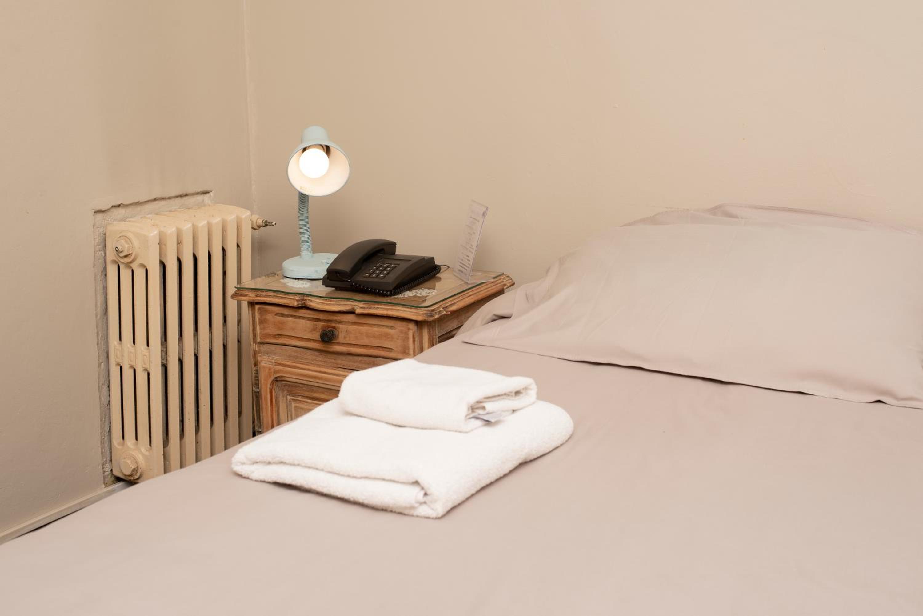 Standard Double Room photo 3