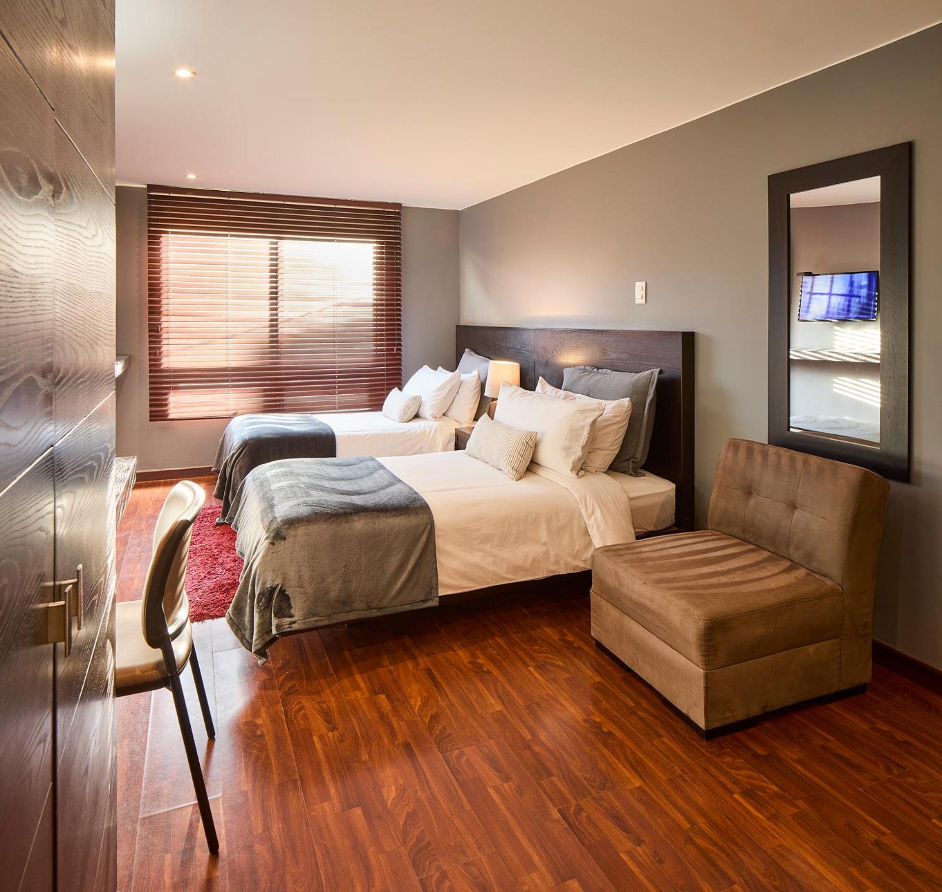 Twin Room - Photo 3