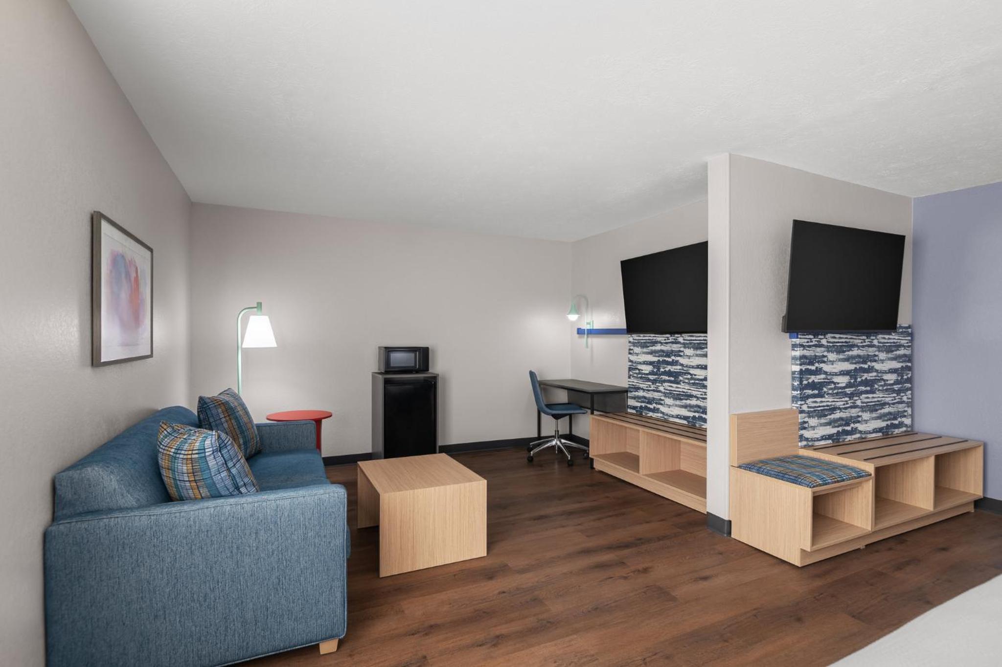 King Suite - Photo 8