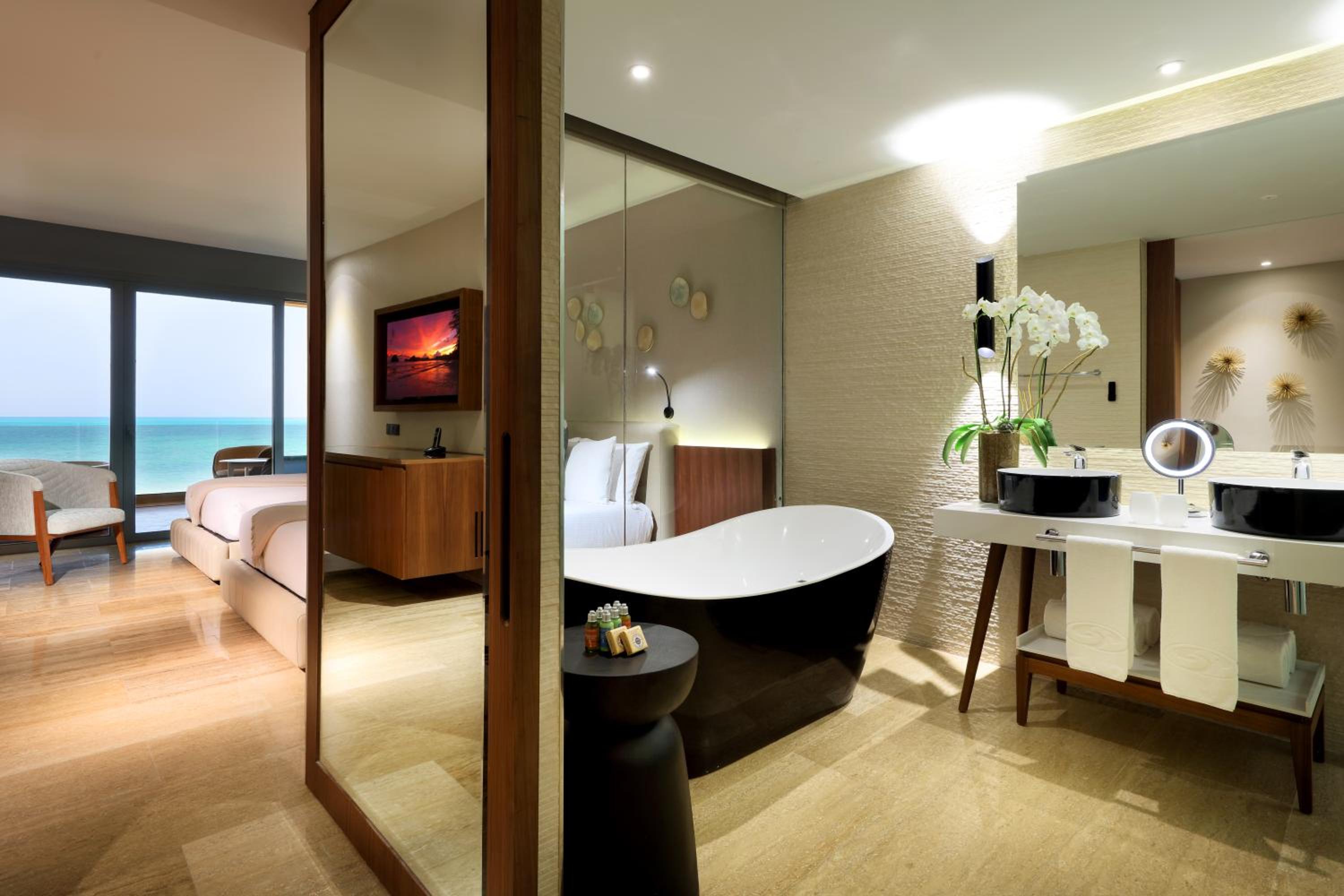 Family Selection Loft Suite Jacuzzi Terrace