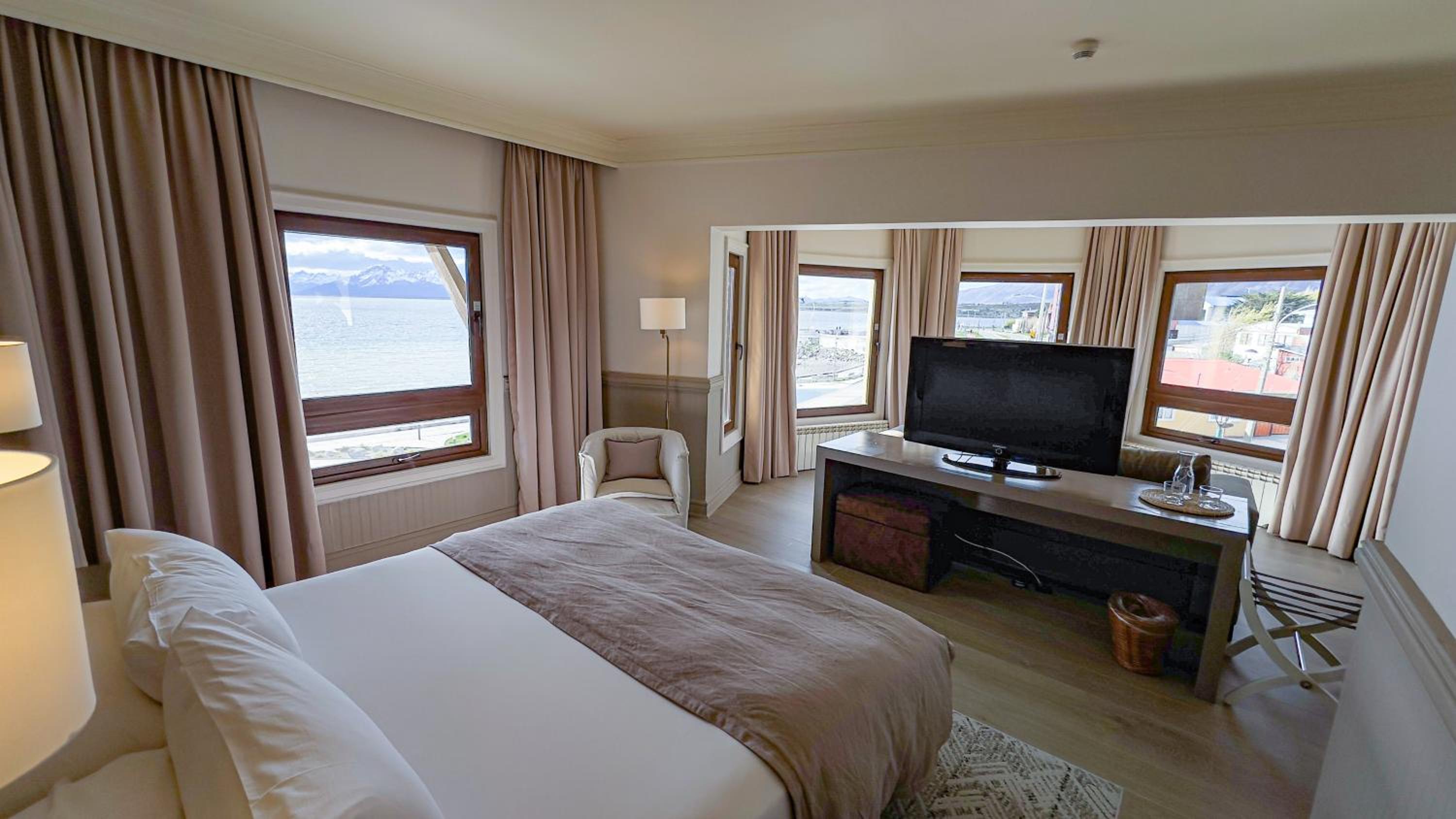 Suite - Photo 4
