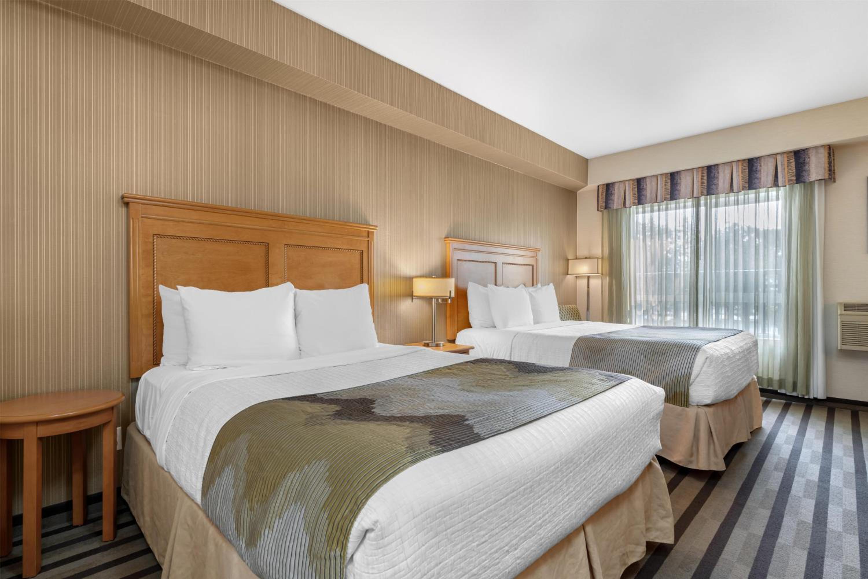 Queen Room with Two Queen Beds and Kitchenette - Third Floor/Non-Smoking