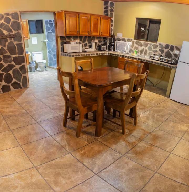 Family Room with Mountain View photo 2