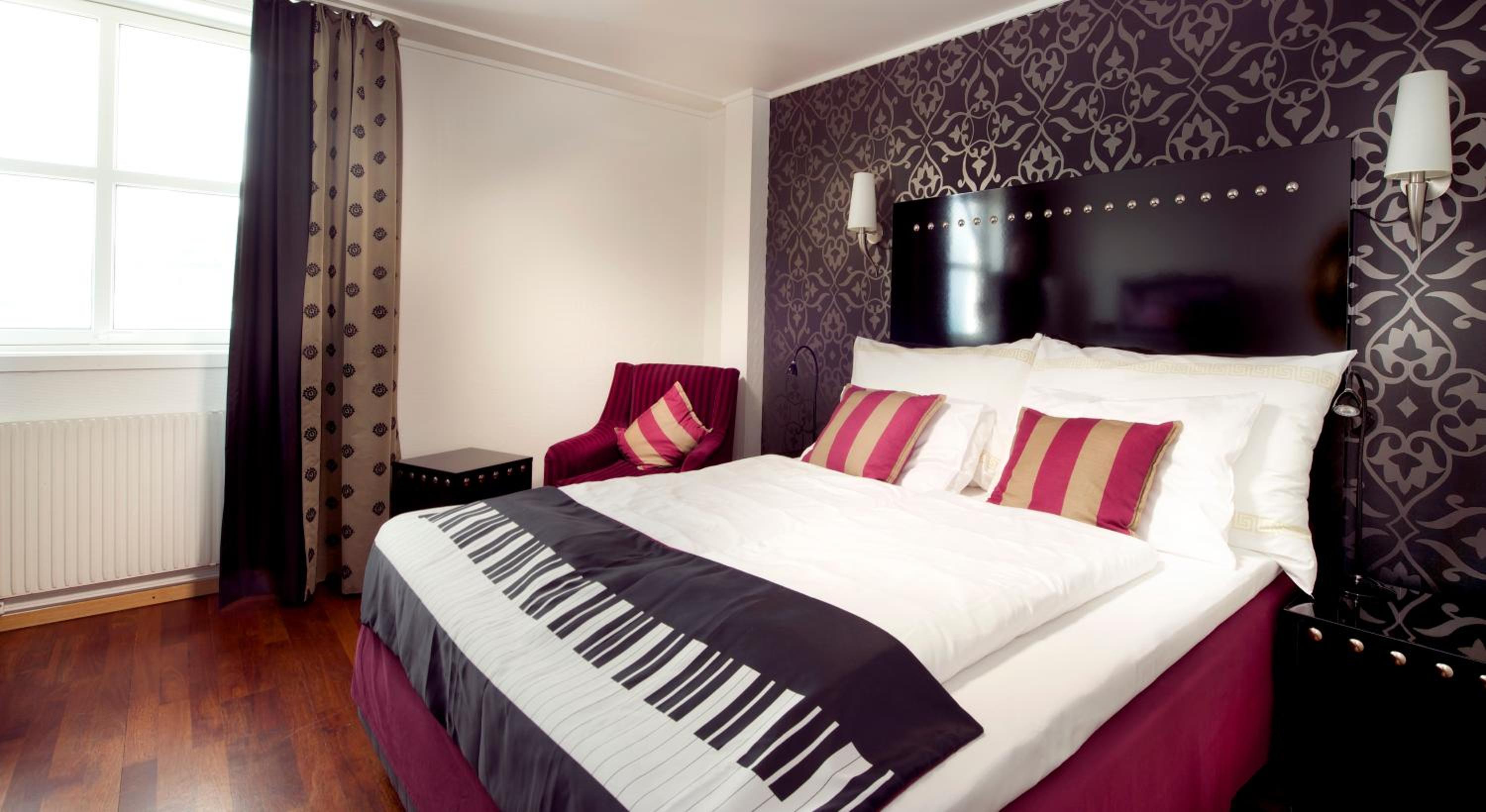Standard Double or Twin Room - Photo 1