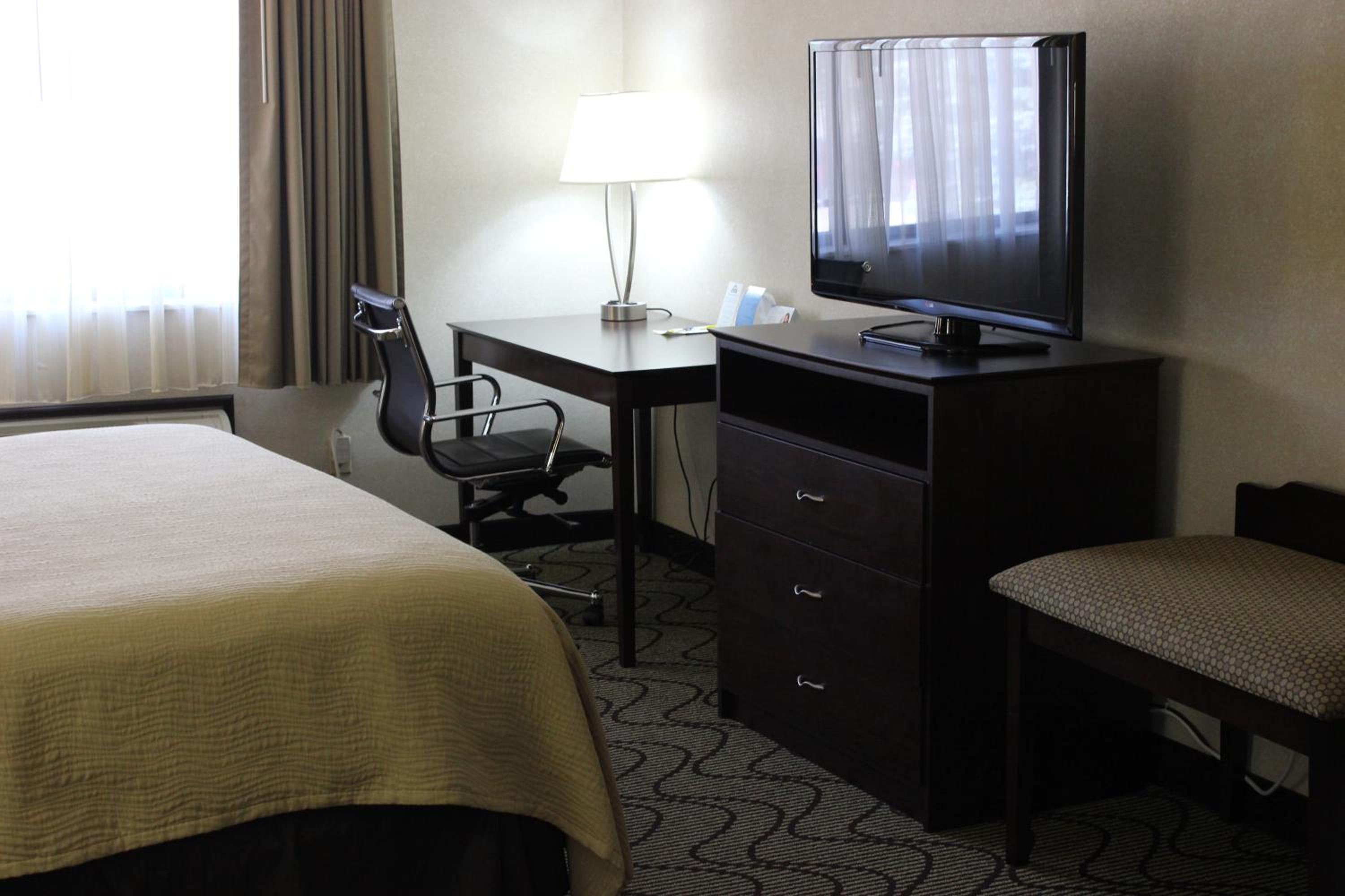 King Studio Suite, Non-Smoking - Photo 7
