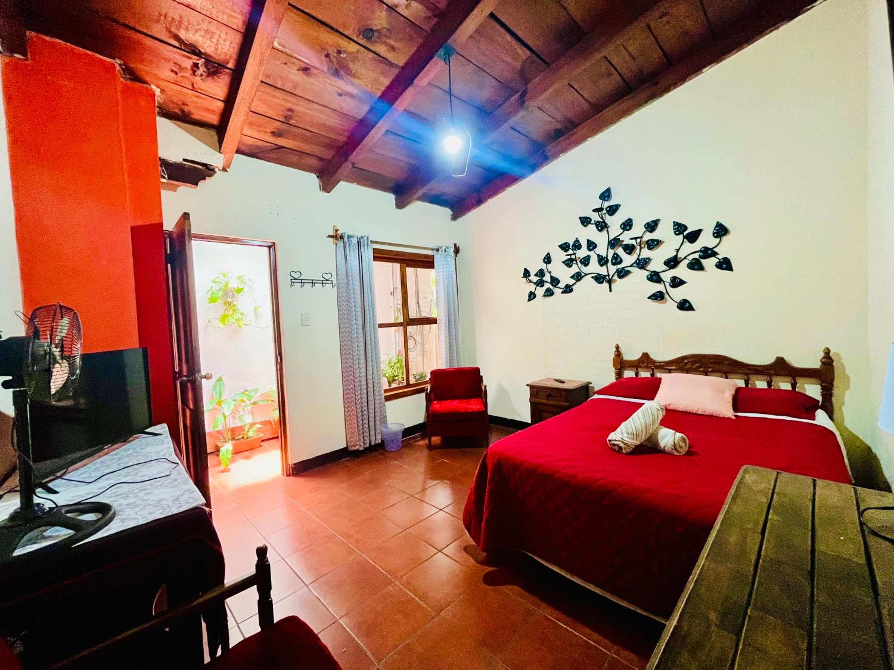 Single Room with Shared Bathroom