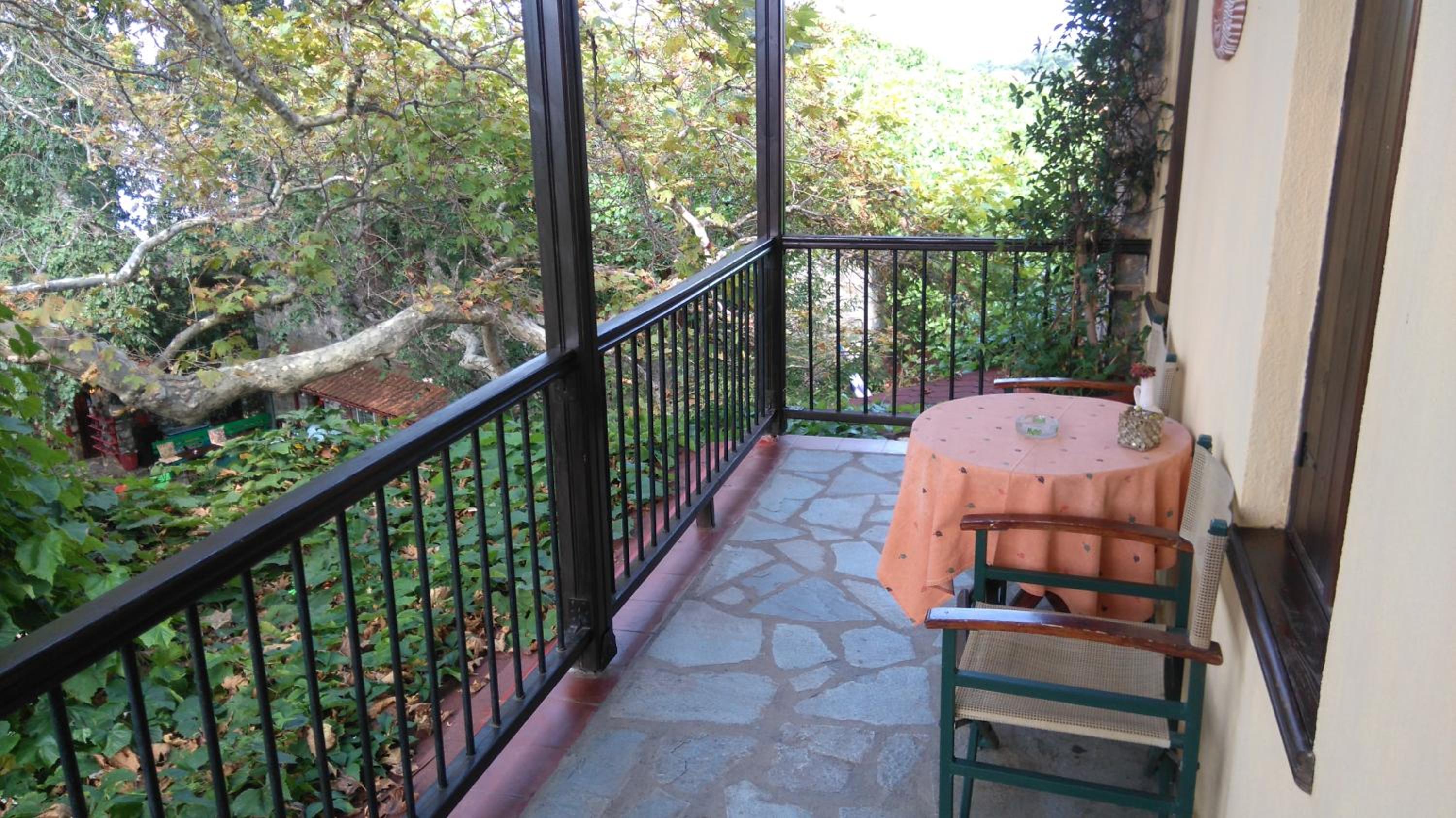 Double Room with Fireplace and Balcony - Photo 4