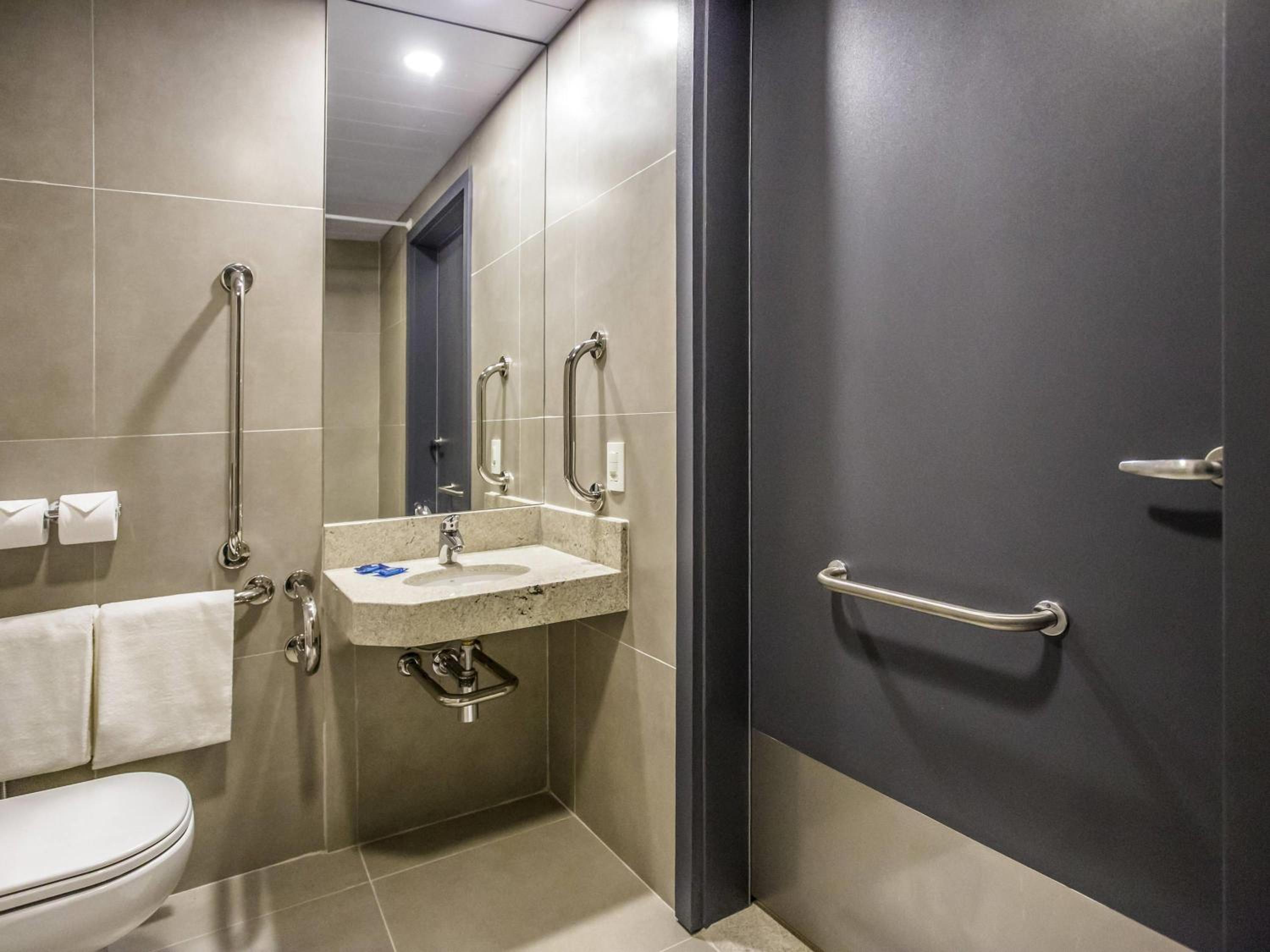 Adapted Standard Double Room - Photo 1