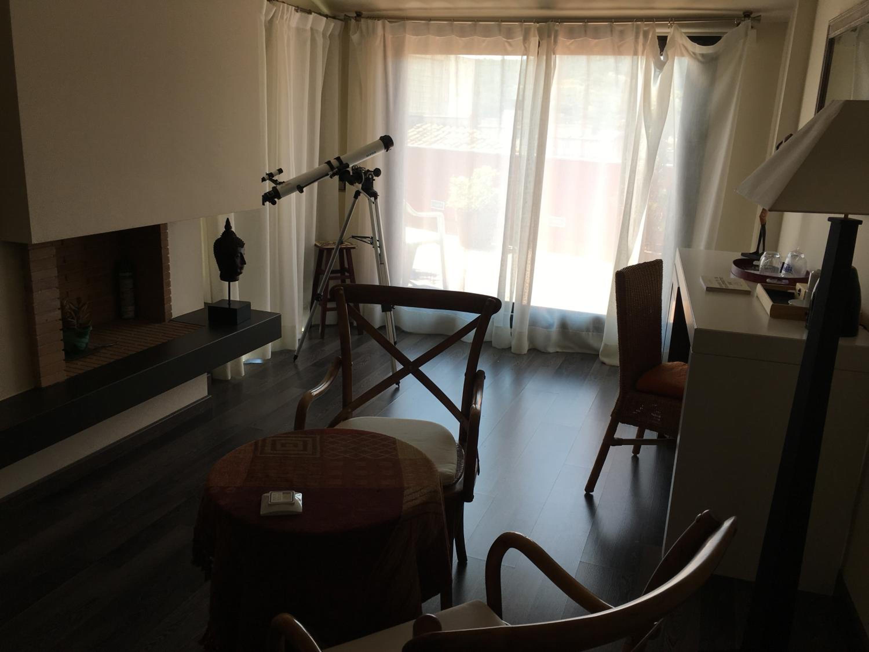 Twin Room - Photo 3