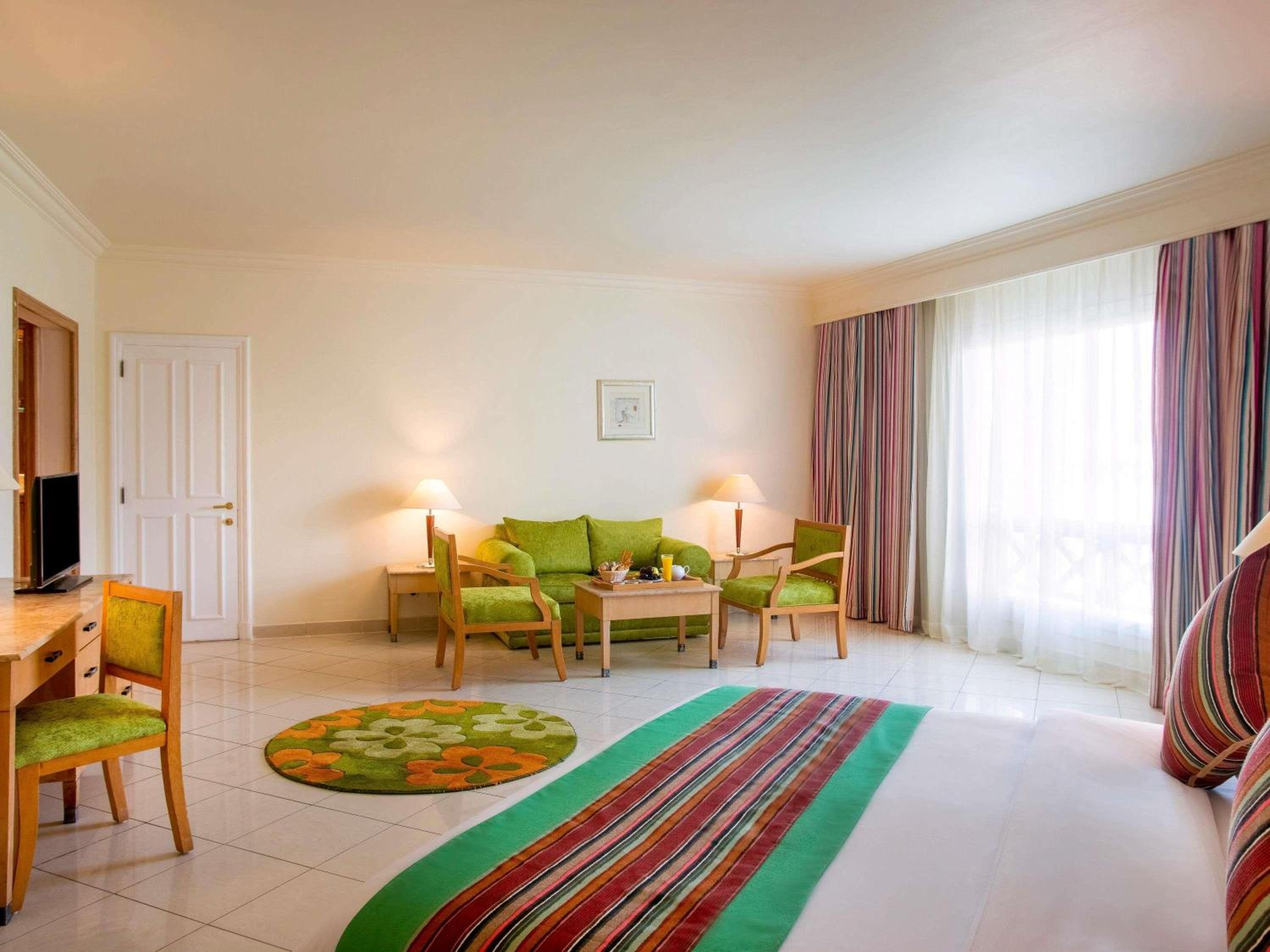Junior King Suite