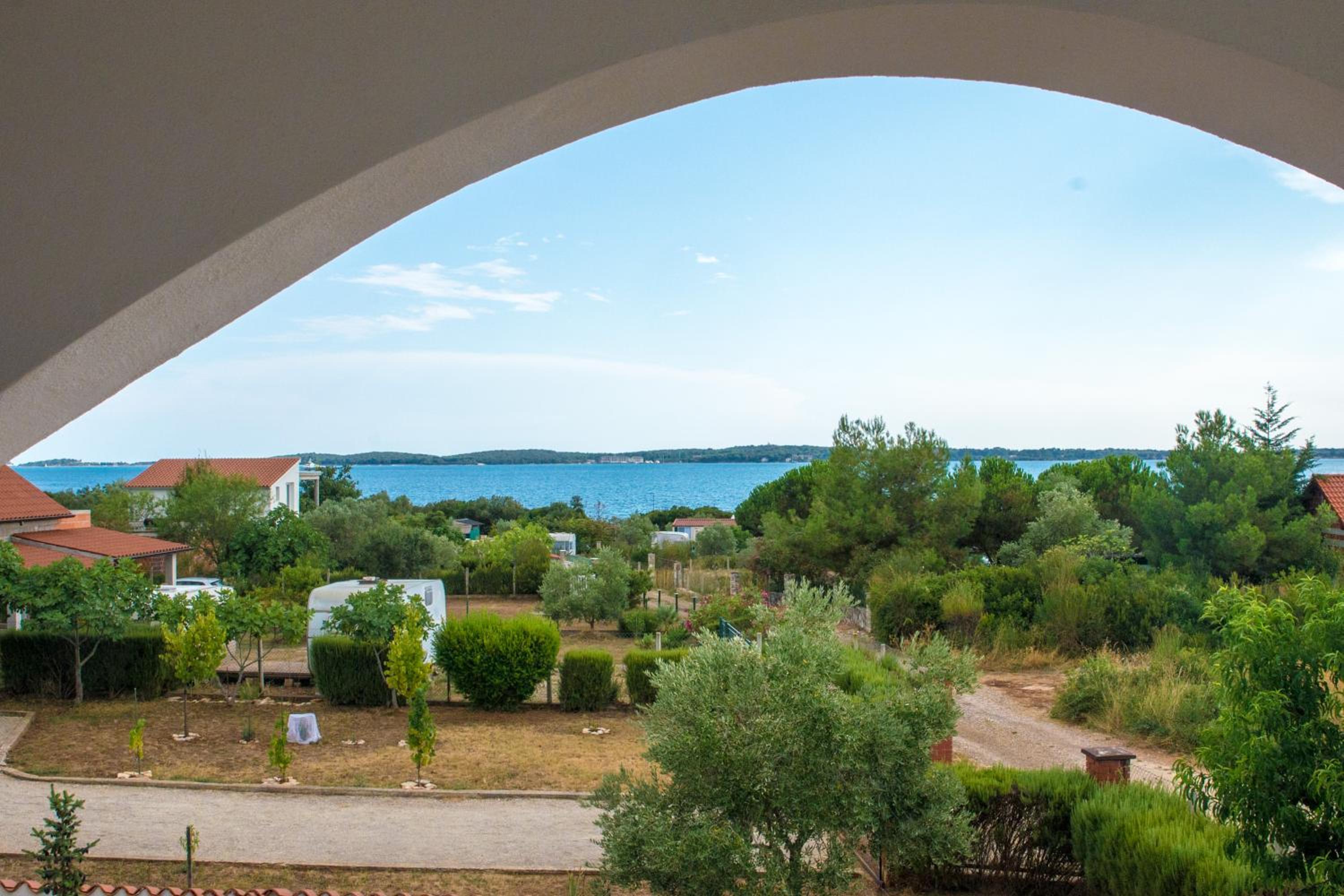 Apartment with a sea view -Foska photo 2