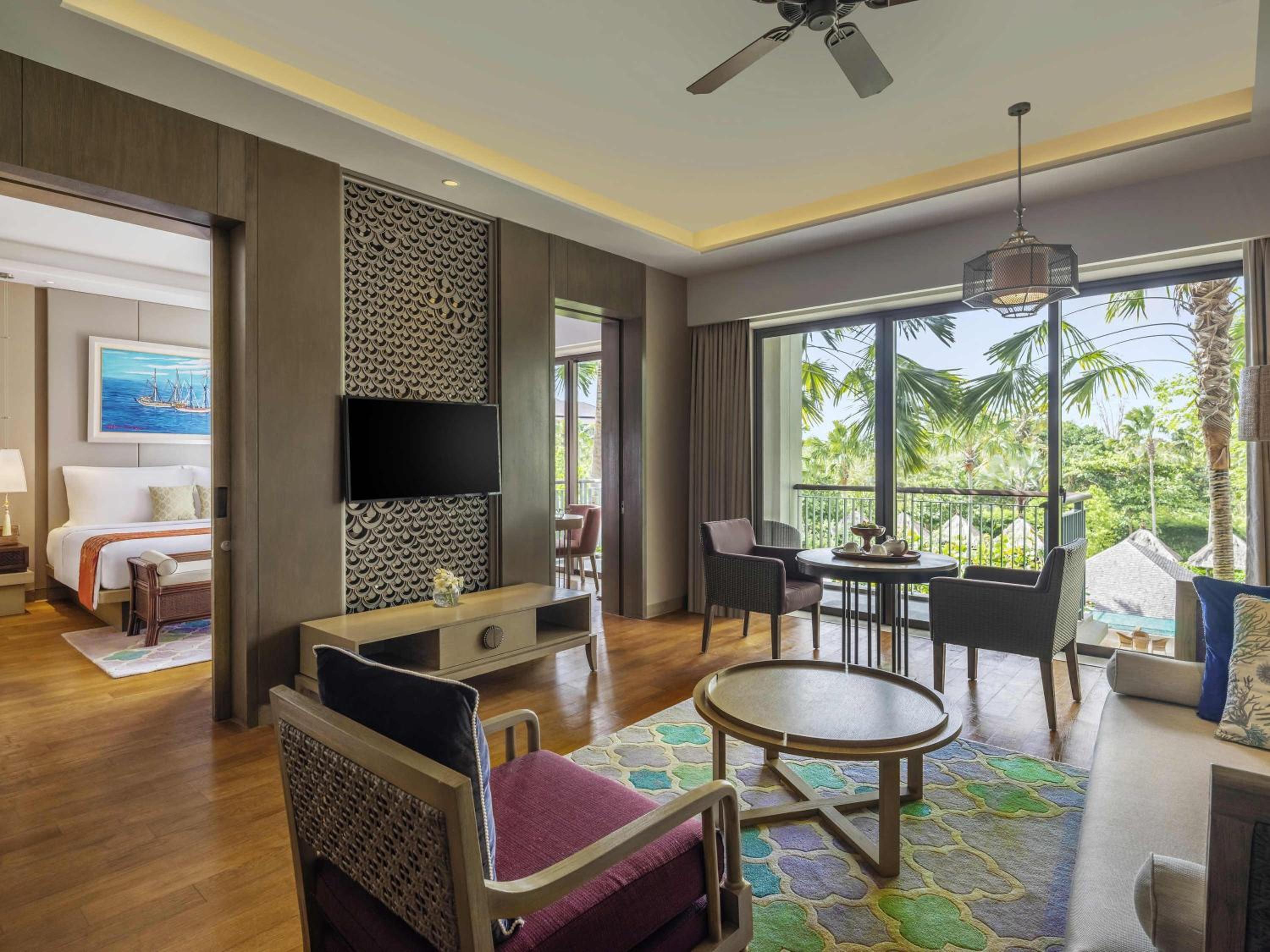 Premium King Suite
