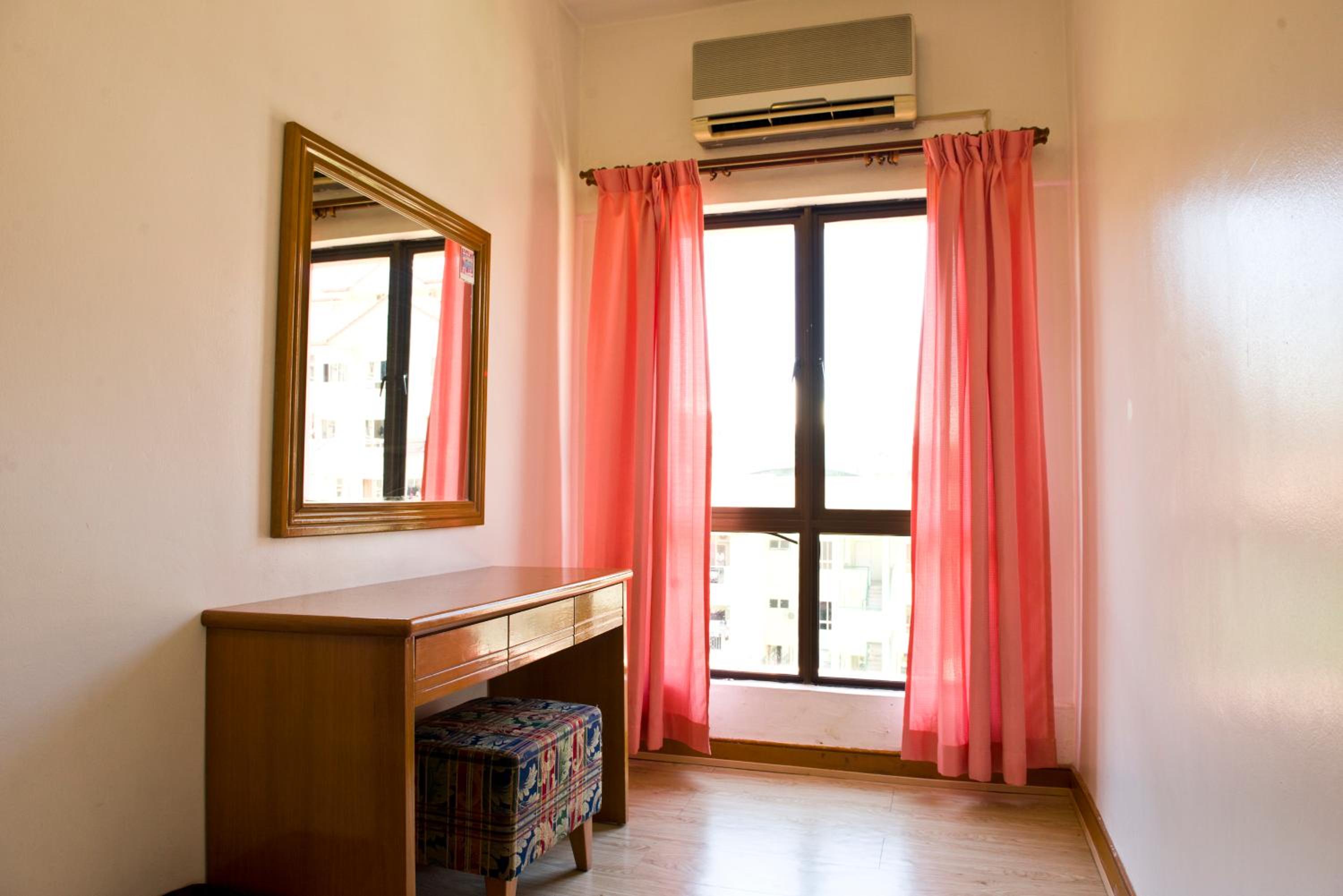 Three-Bedroom Apartment - Photo 13