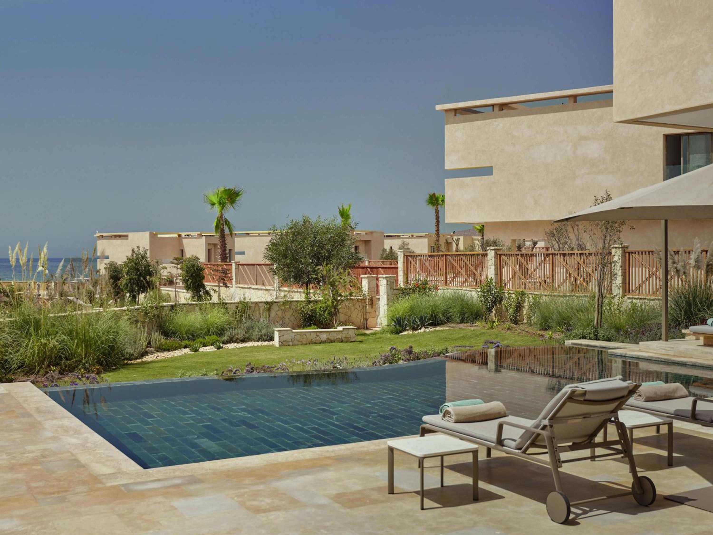 Villa - Photo 1