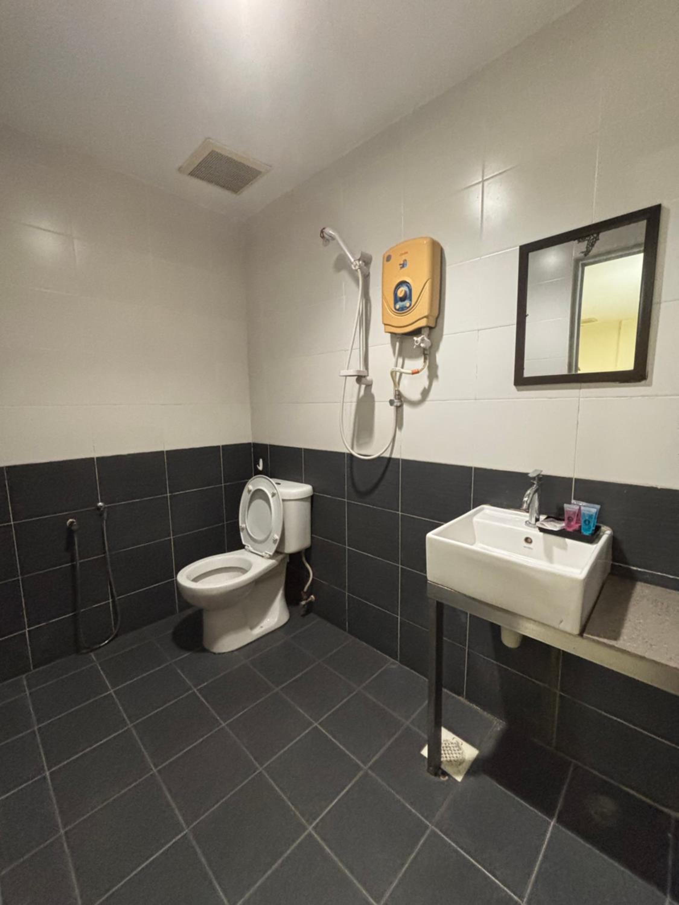 Standard King Room