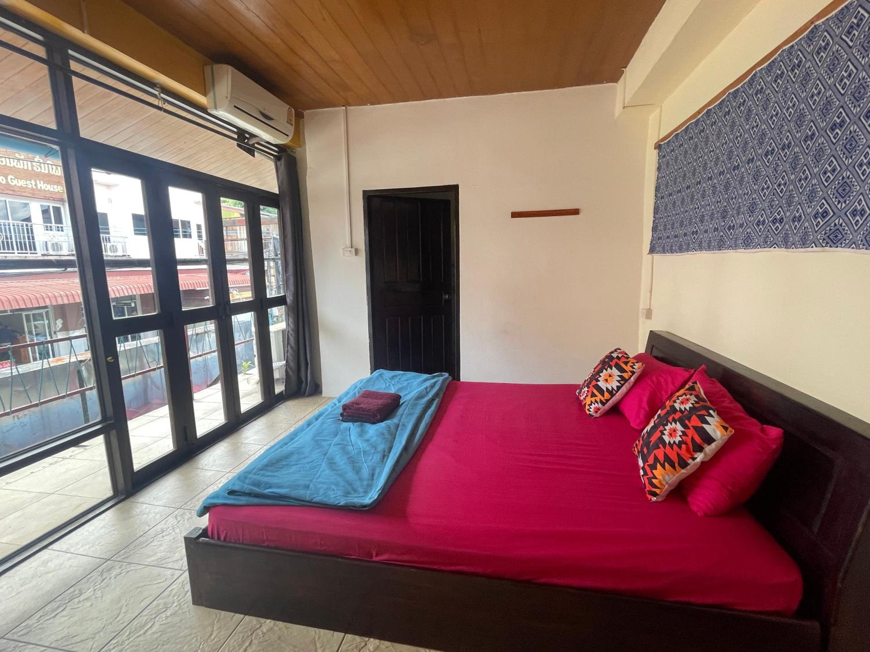 Double Room with Private Bathroom photo 1