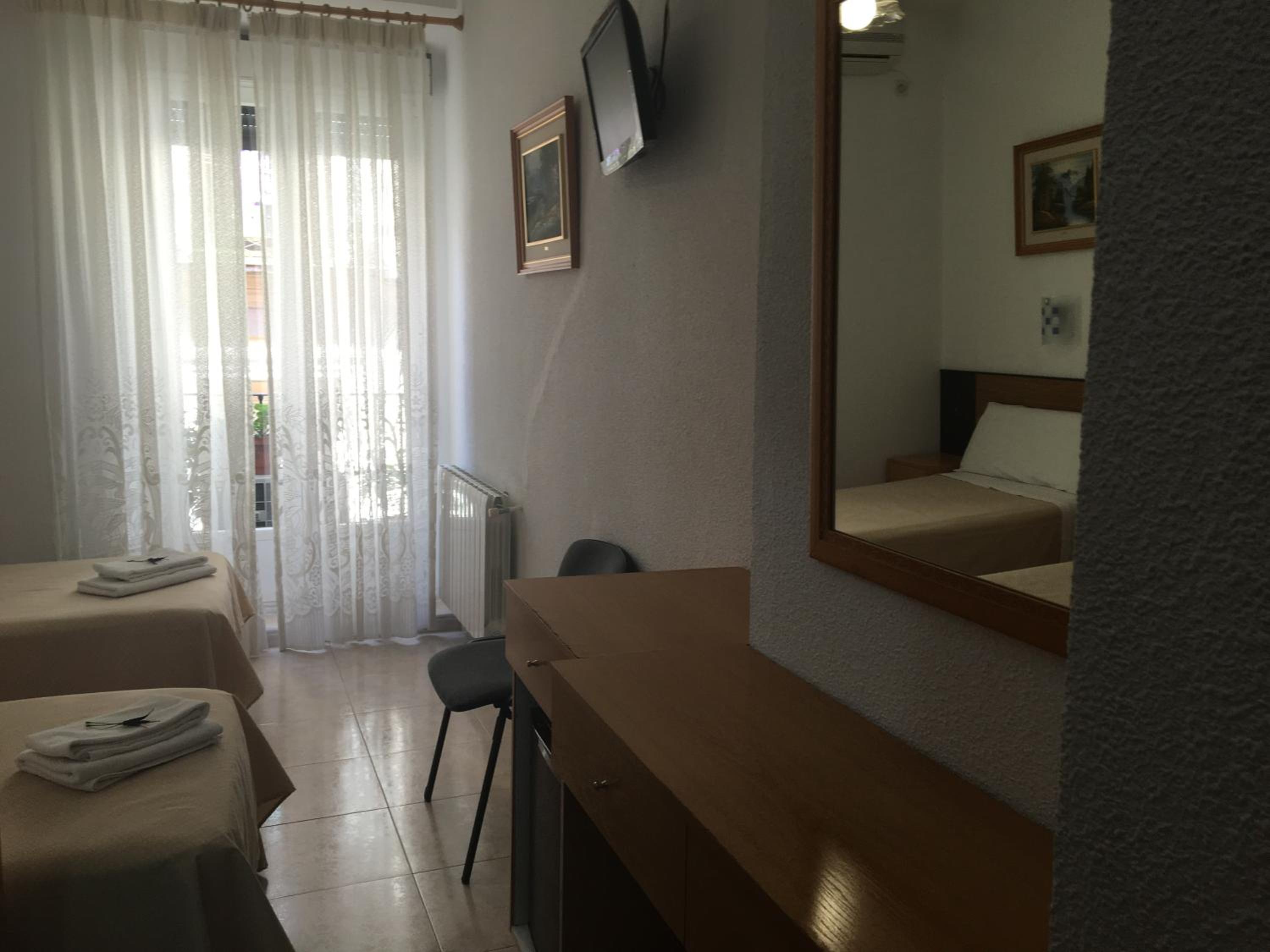 Twin Room photo 2