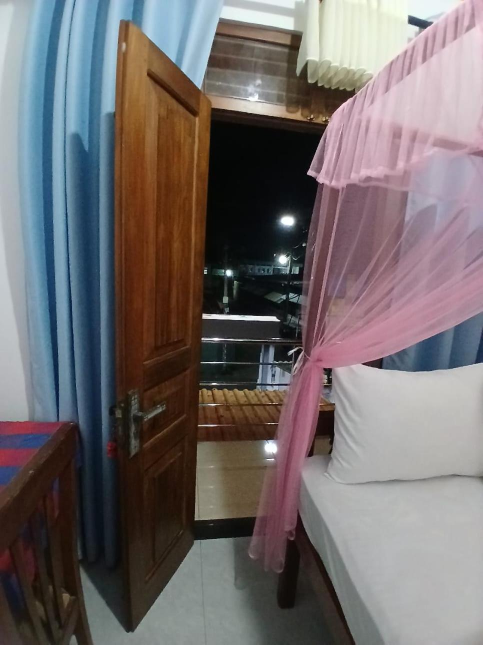 Budget Single Room photo 3