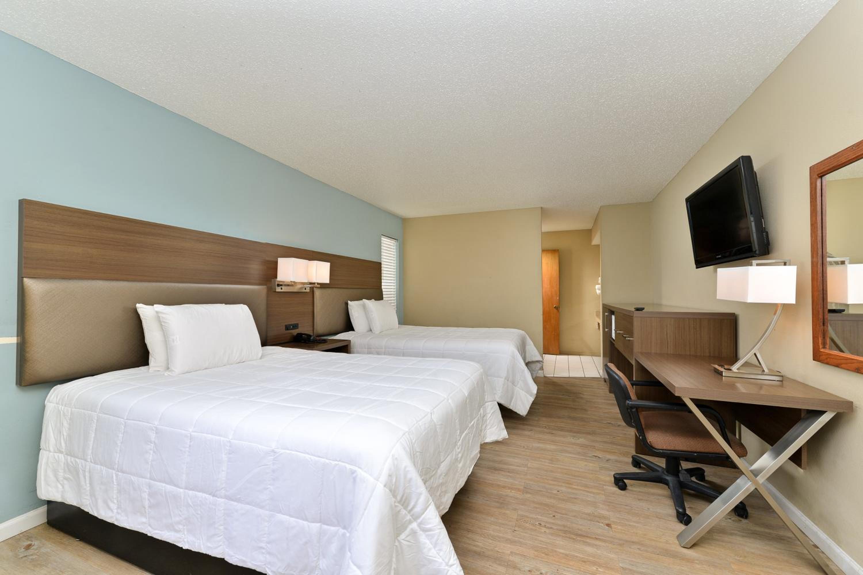Double Room with Two Double Beds - Non-Smoking