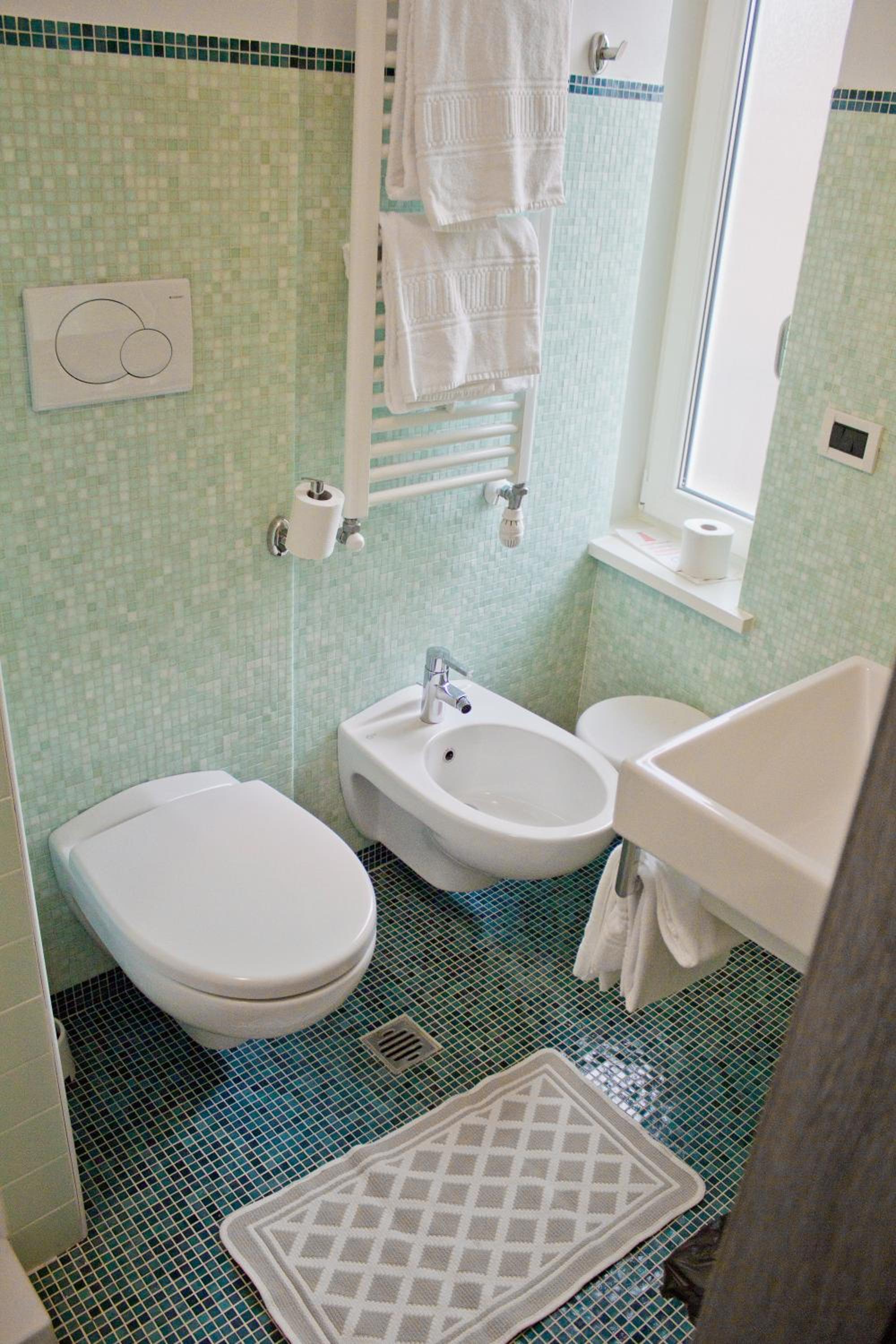 Double or Twin Room - Photo 2