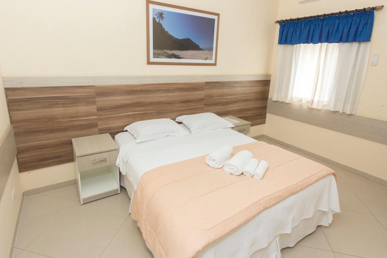 Standard Double or Twin Room - Photo 4