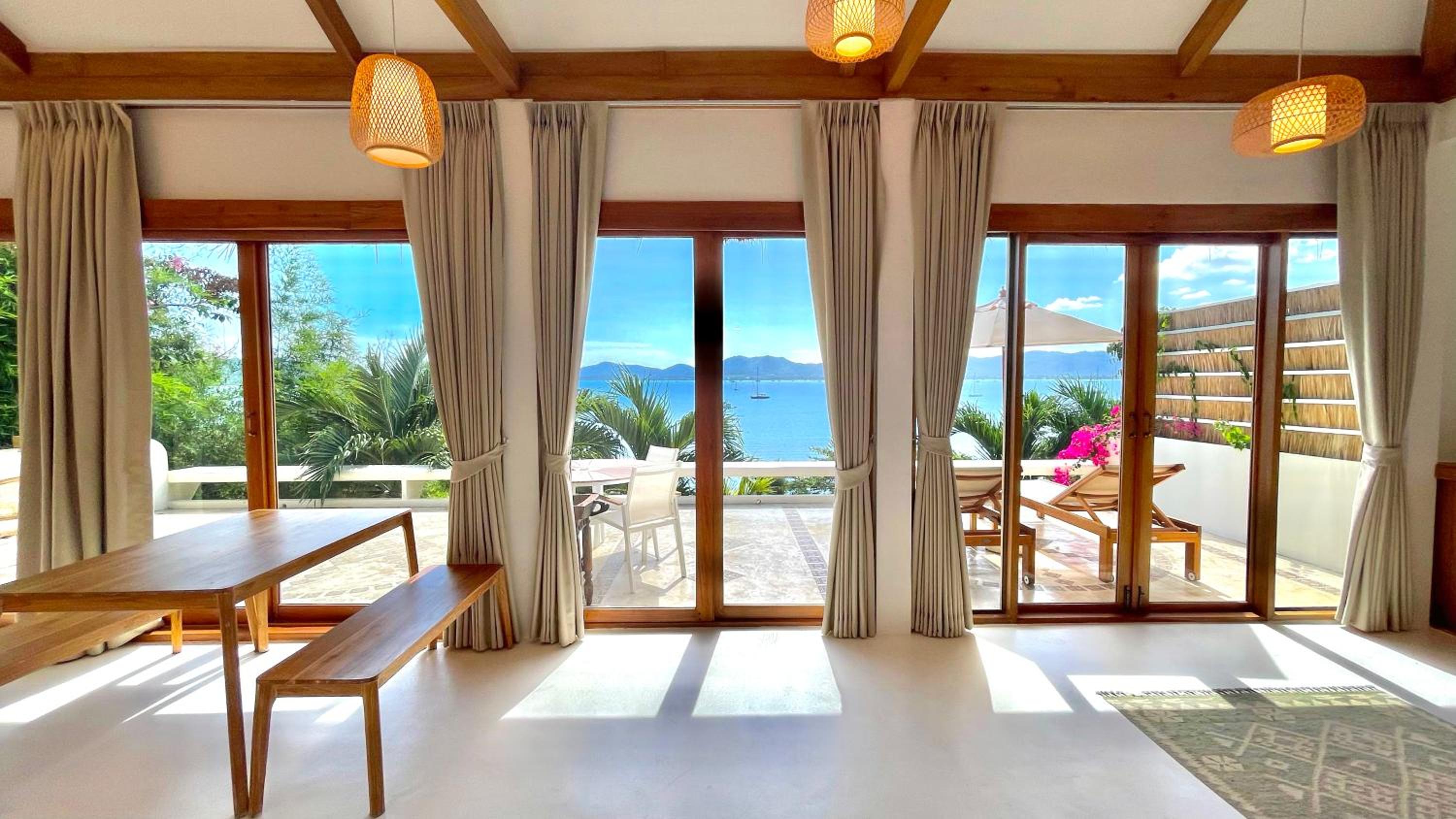 Villa with Sea View