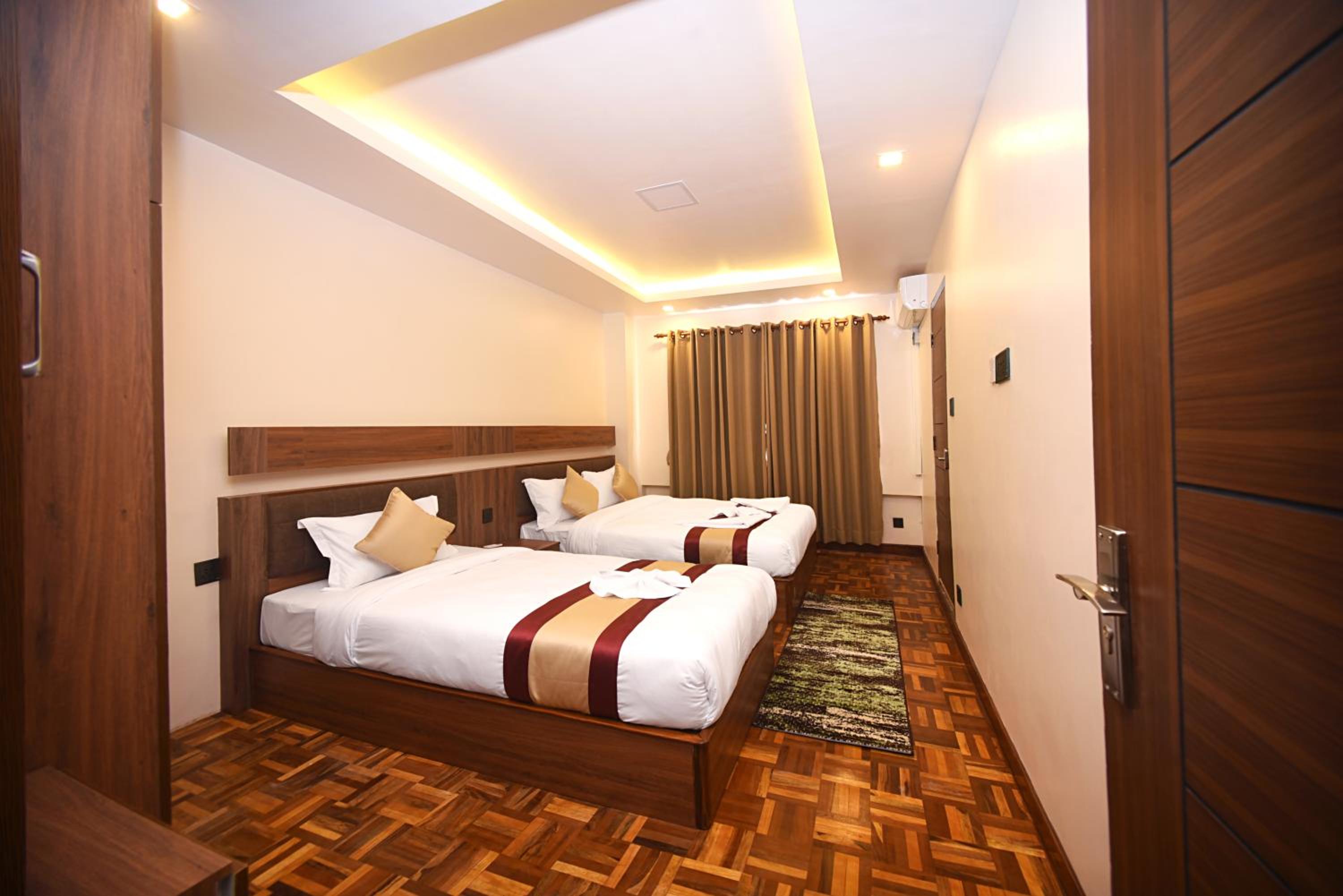 Three-Bedroom Premium Apartment with Balcony