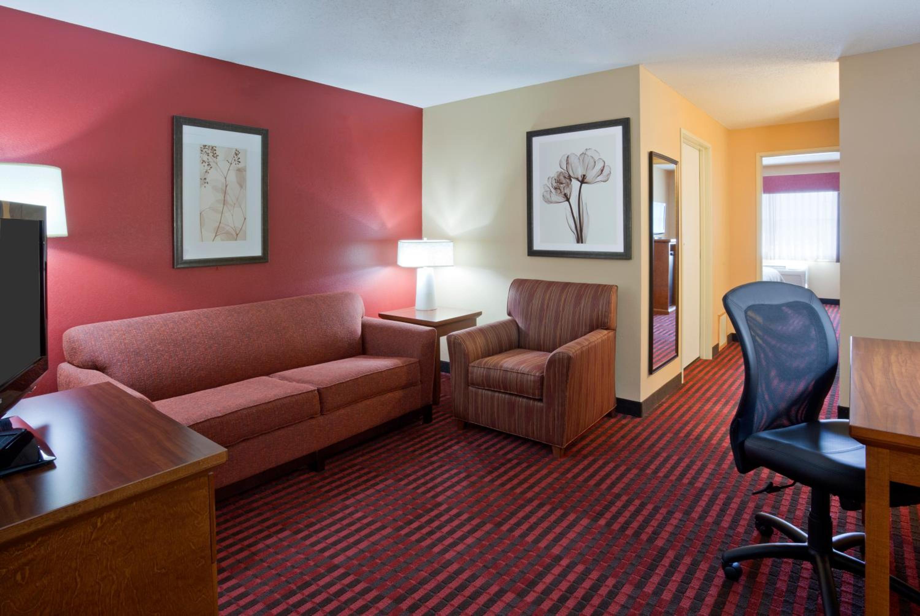 King Suite With Sofa Bed