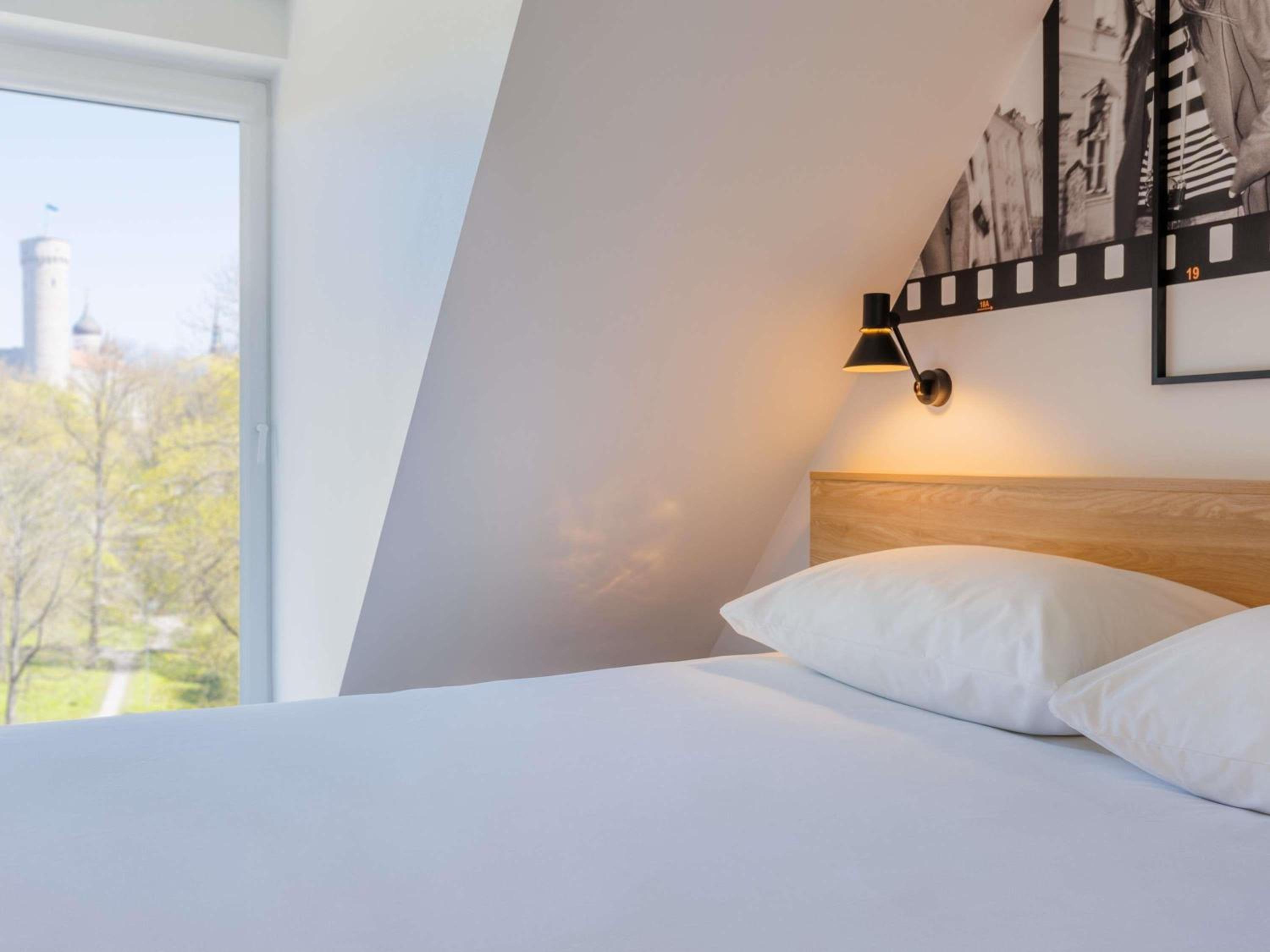 Standard Queen Room - Newly designed photo 3