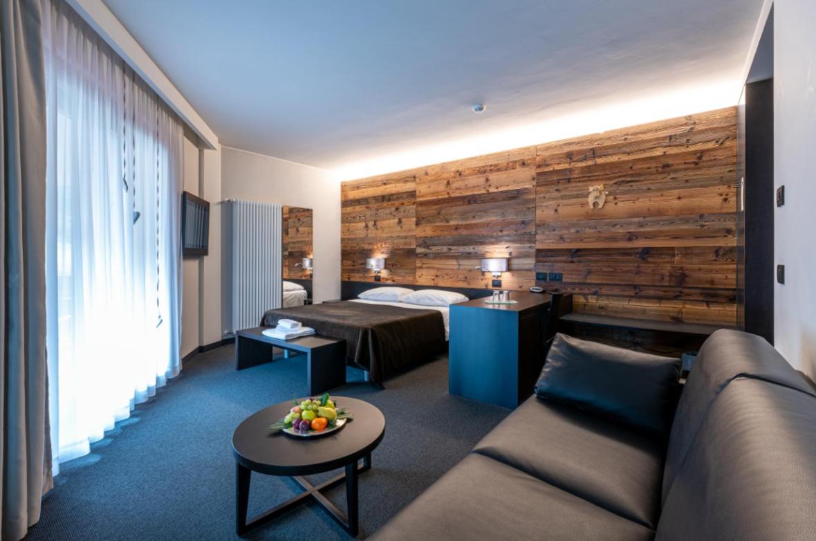 Deluxe Family Suite