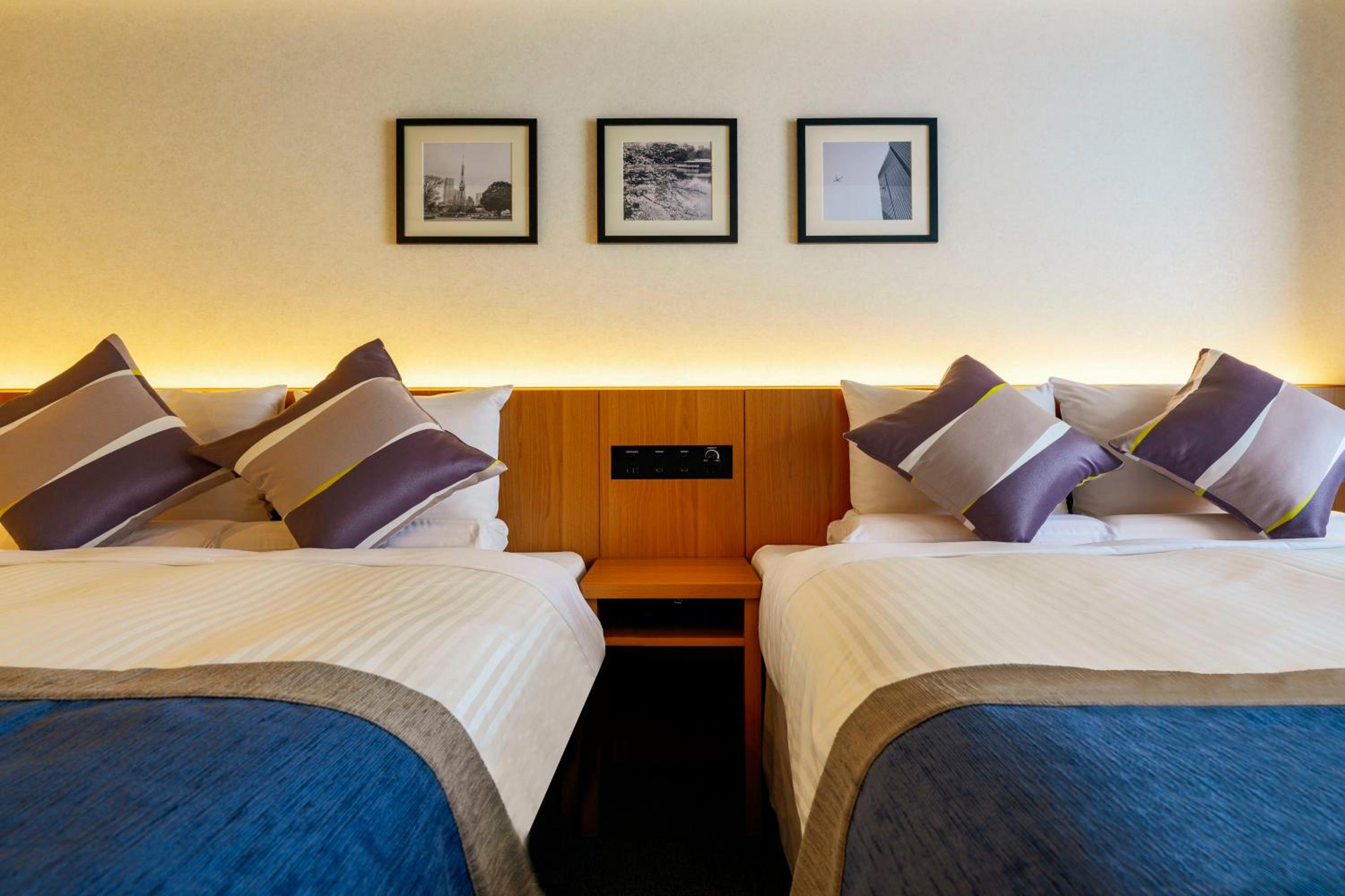 Renovated Deluxe Room with 2 Double Beds - Non- Smoking photo 2