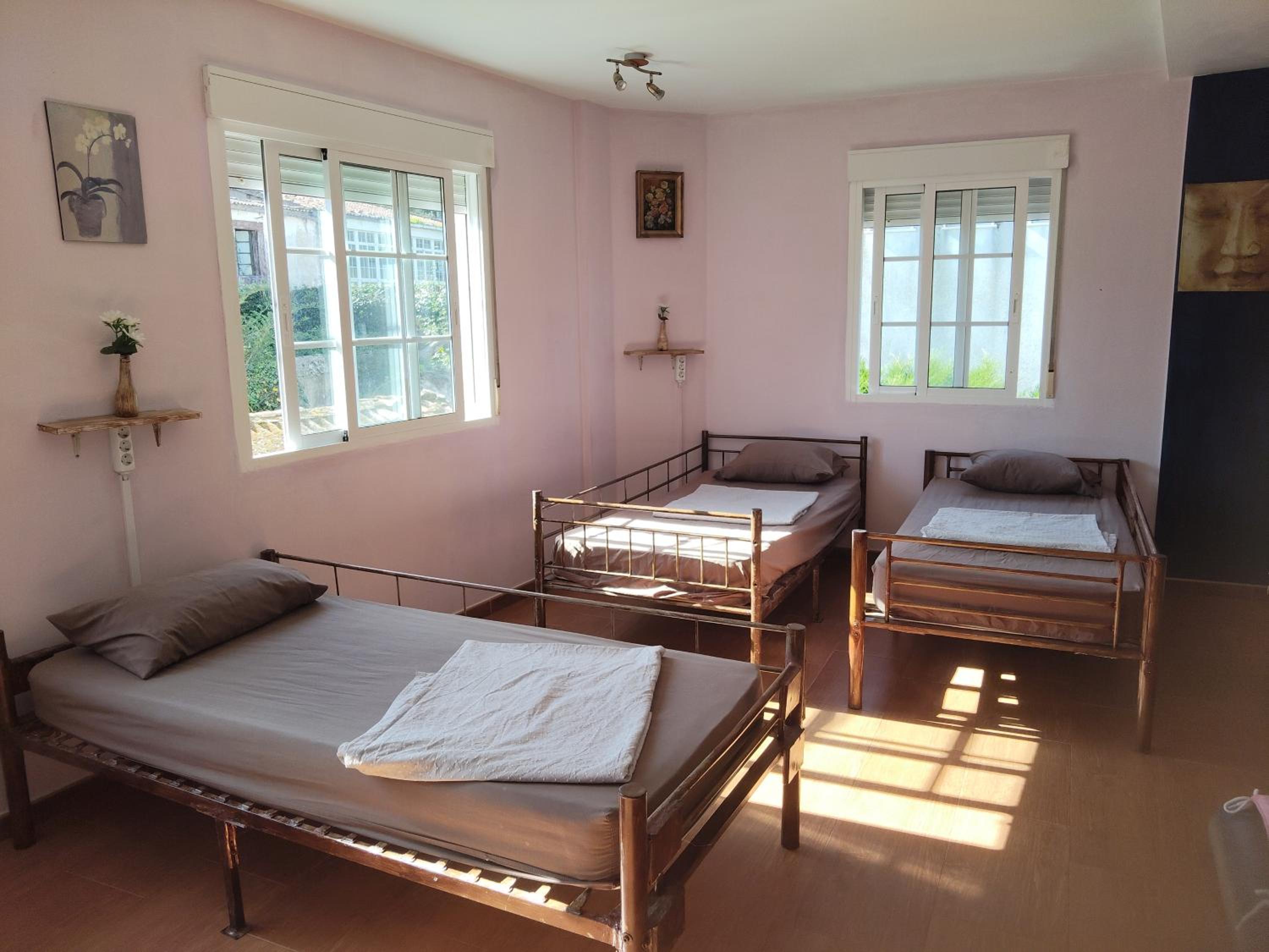 Single Bed in 6-Bed Dormitory Room