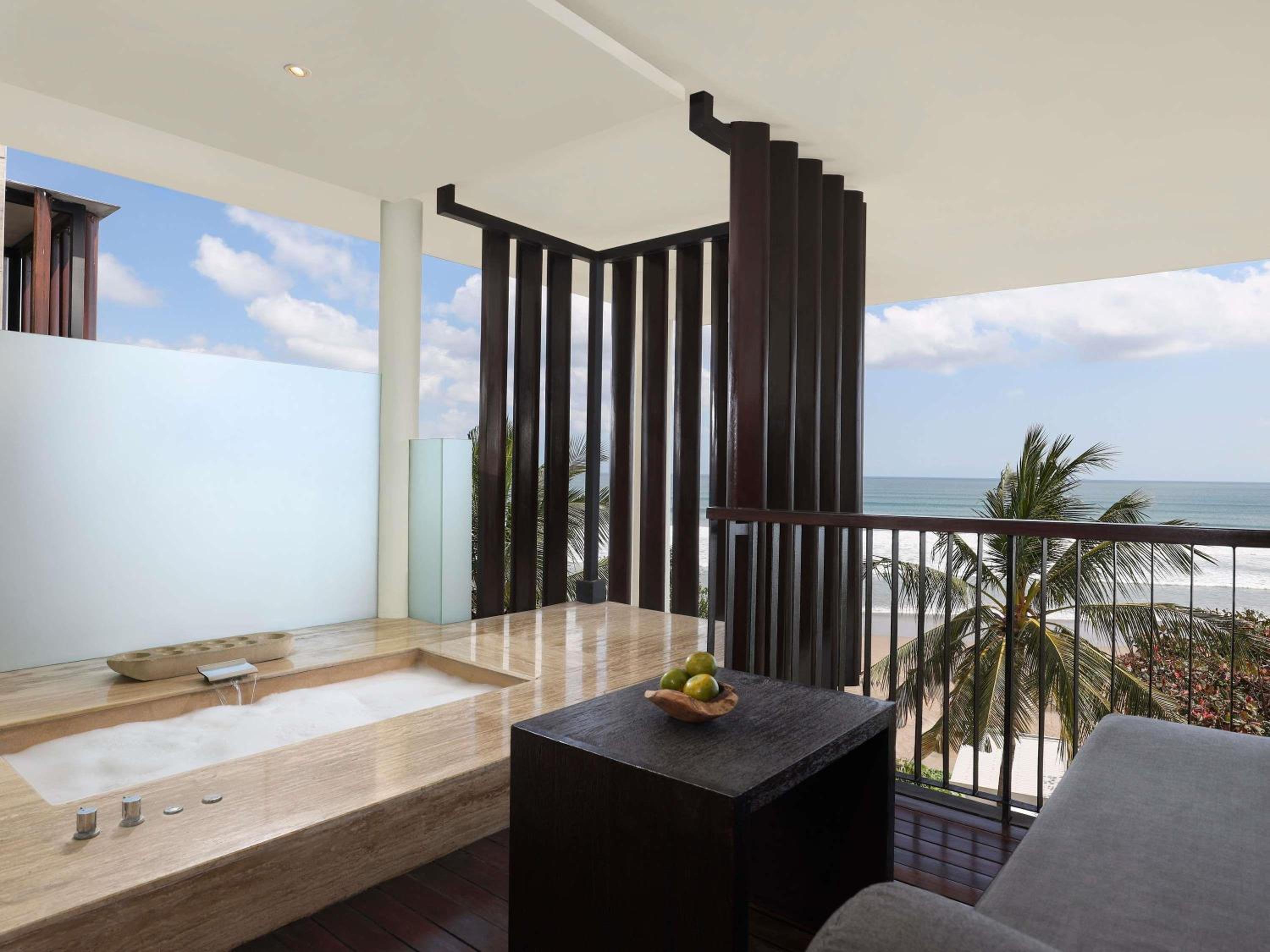 Seminyak King Suite with Balcony