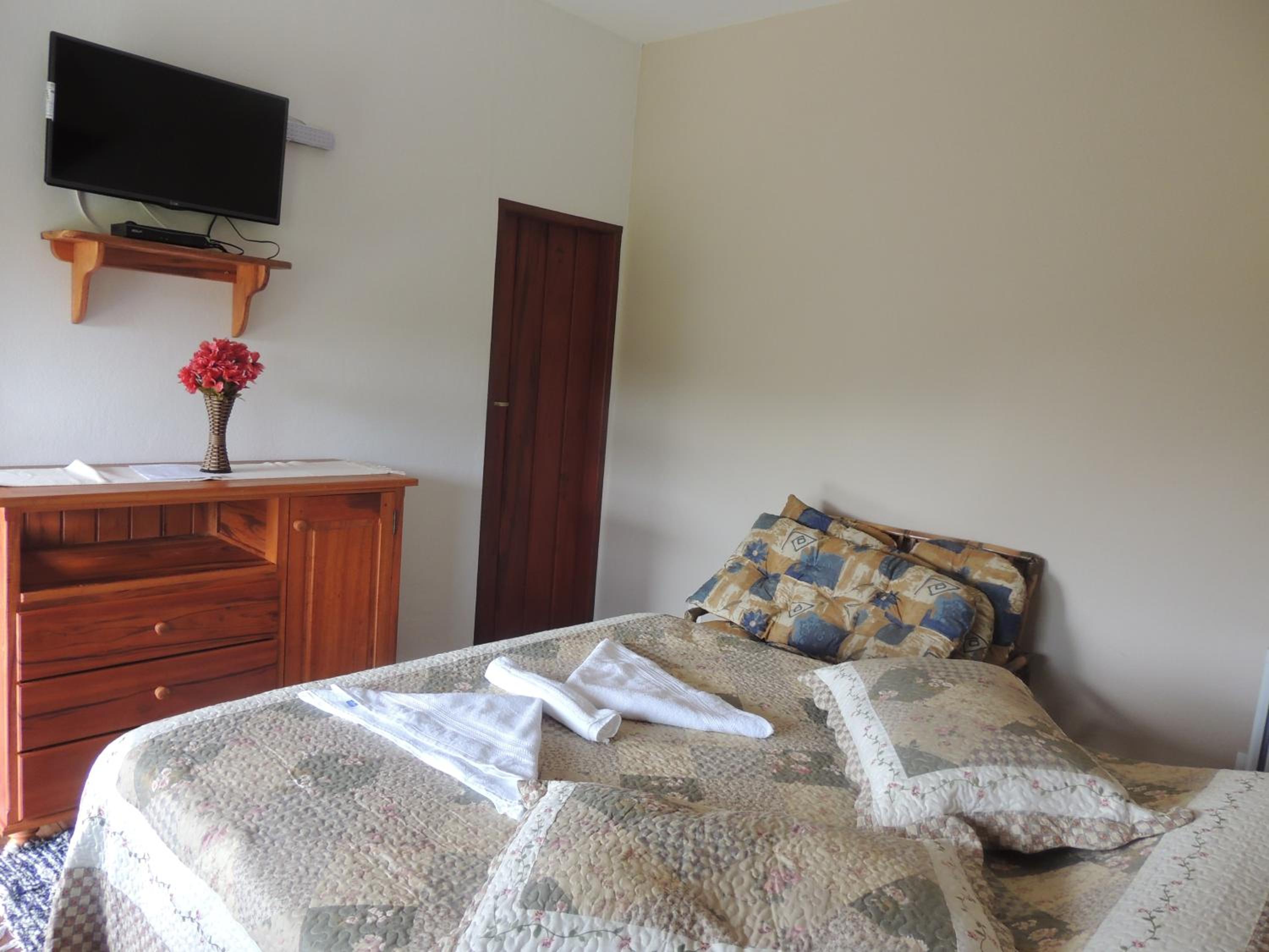 Double Room - Photo 15