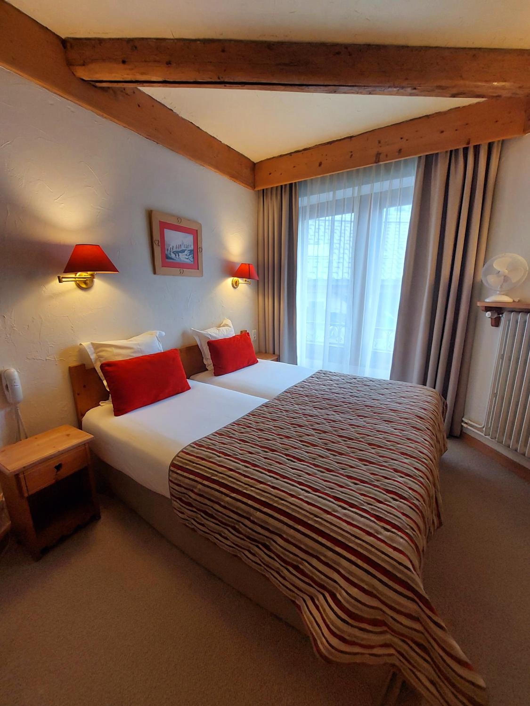 Standard Triple Room- Free Spa Access - Photo 2