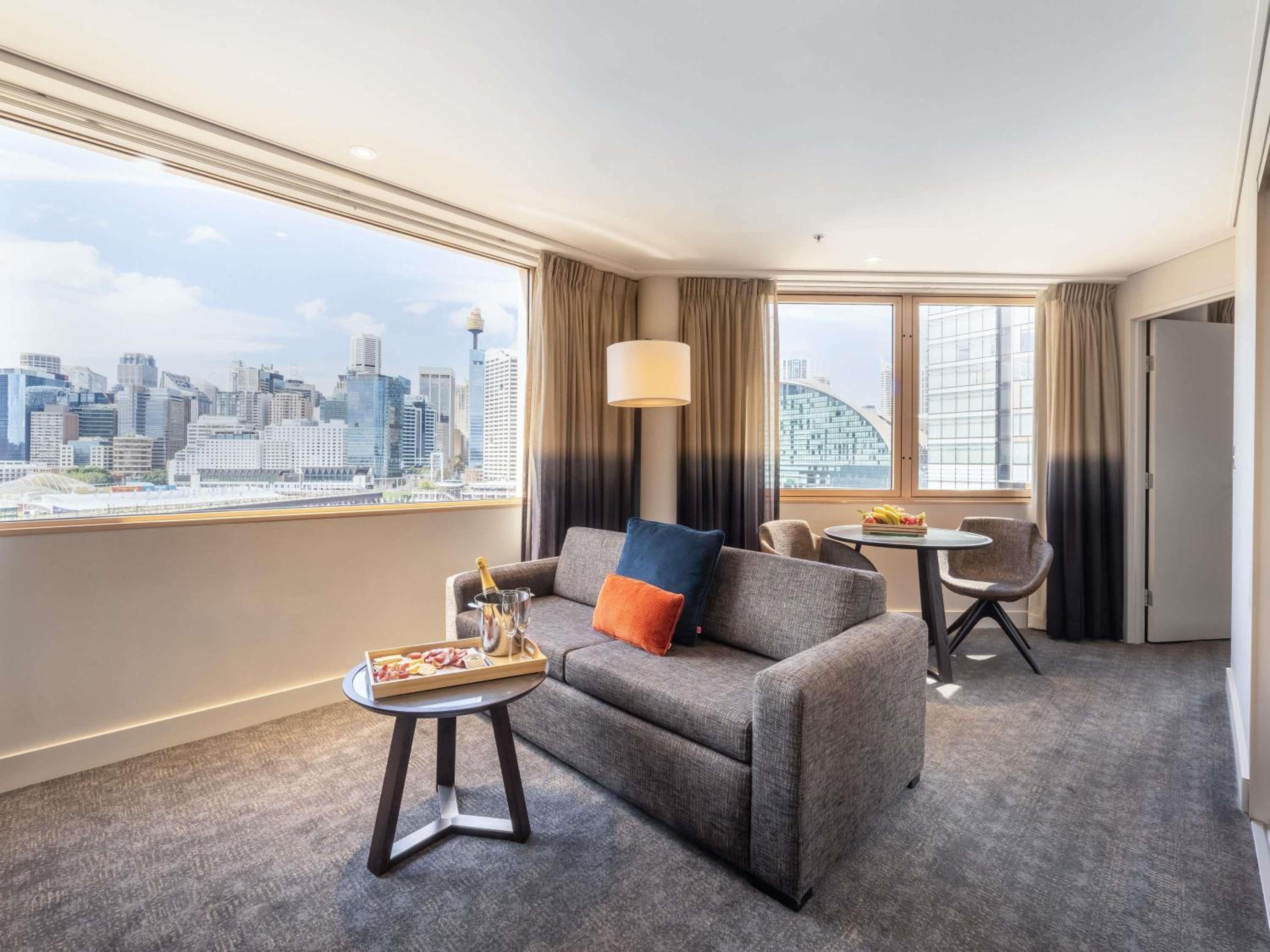 Executive Queen Suite - Harbor Facing