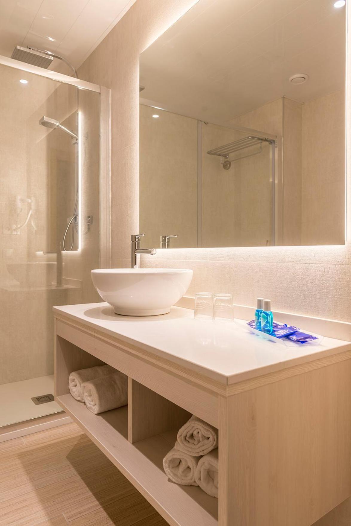 Double Room Comfort - Photo 8