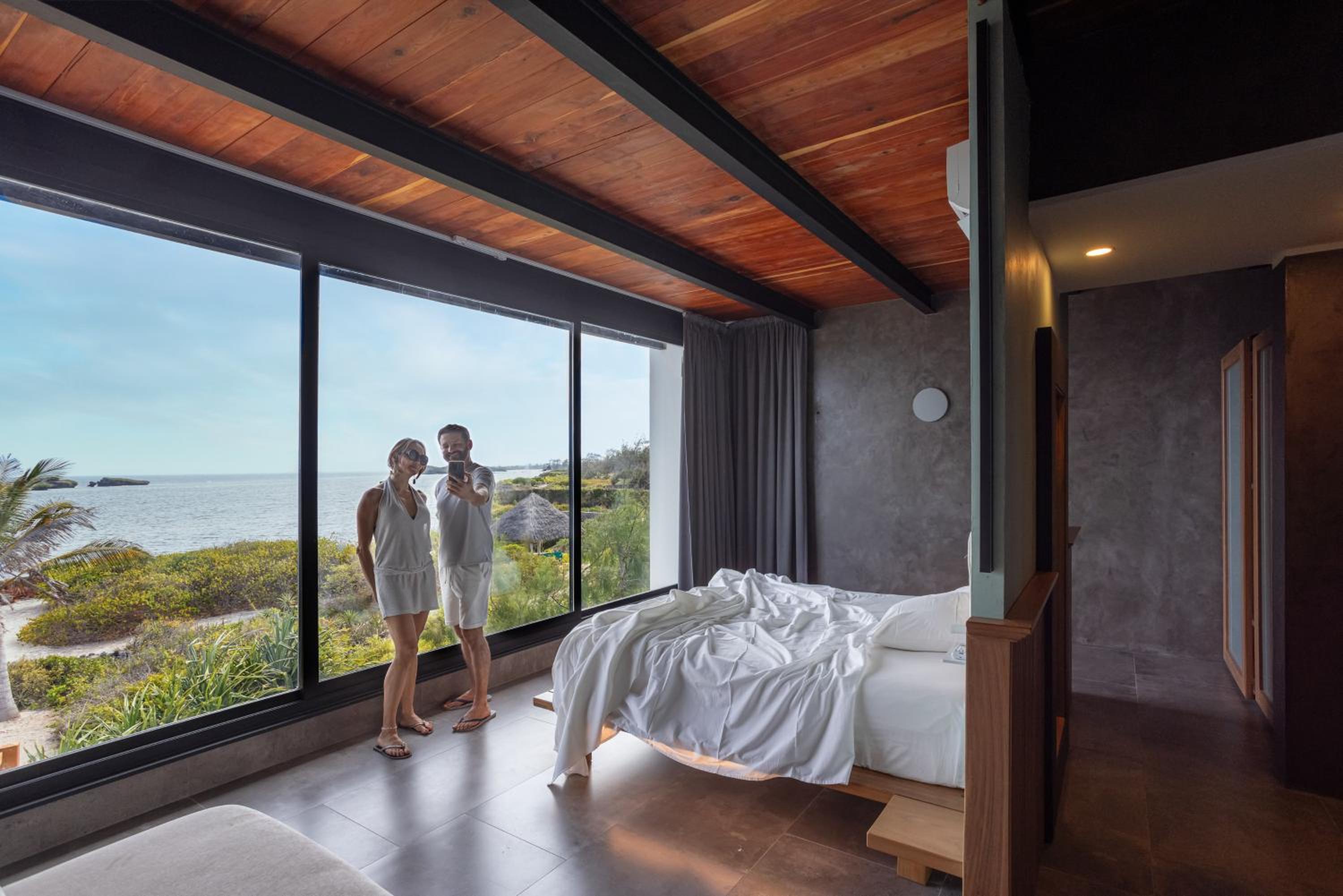 Signature Suite