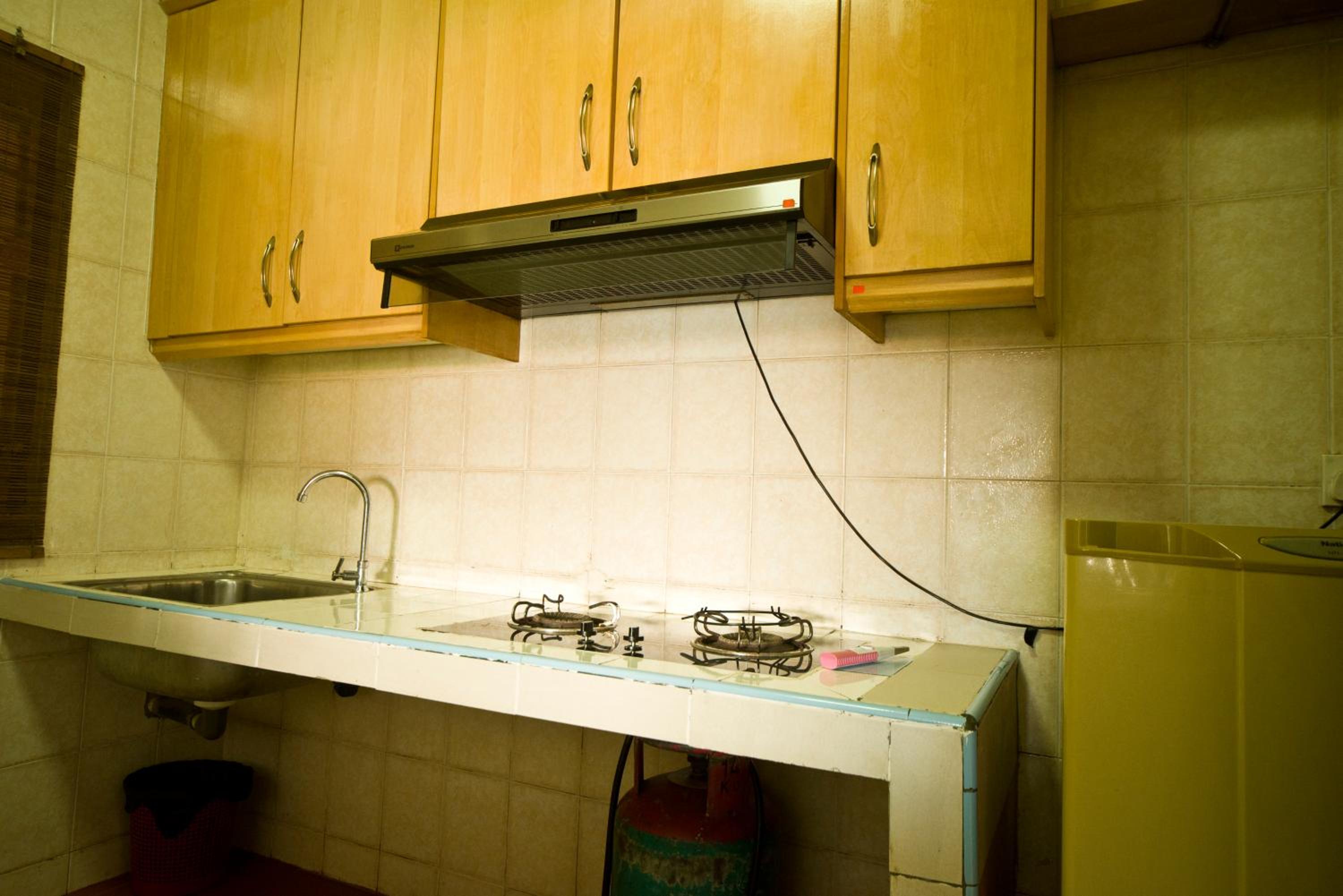 Three-Bedroom Apartment - Photo 30