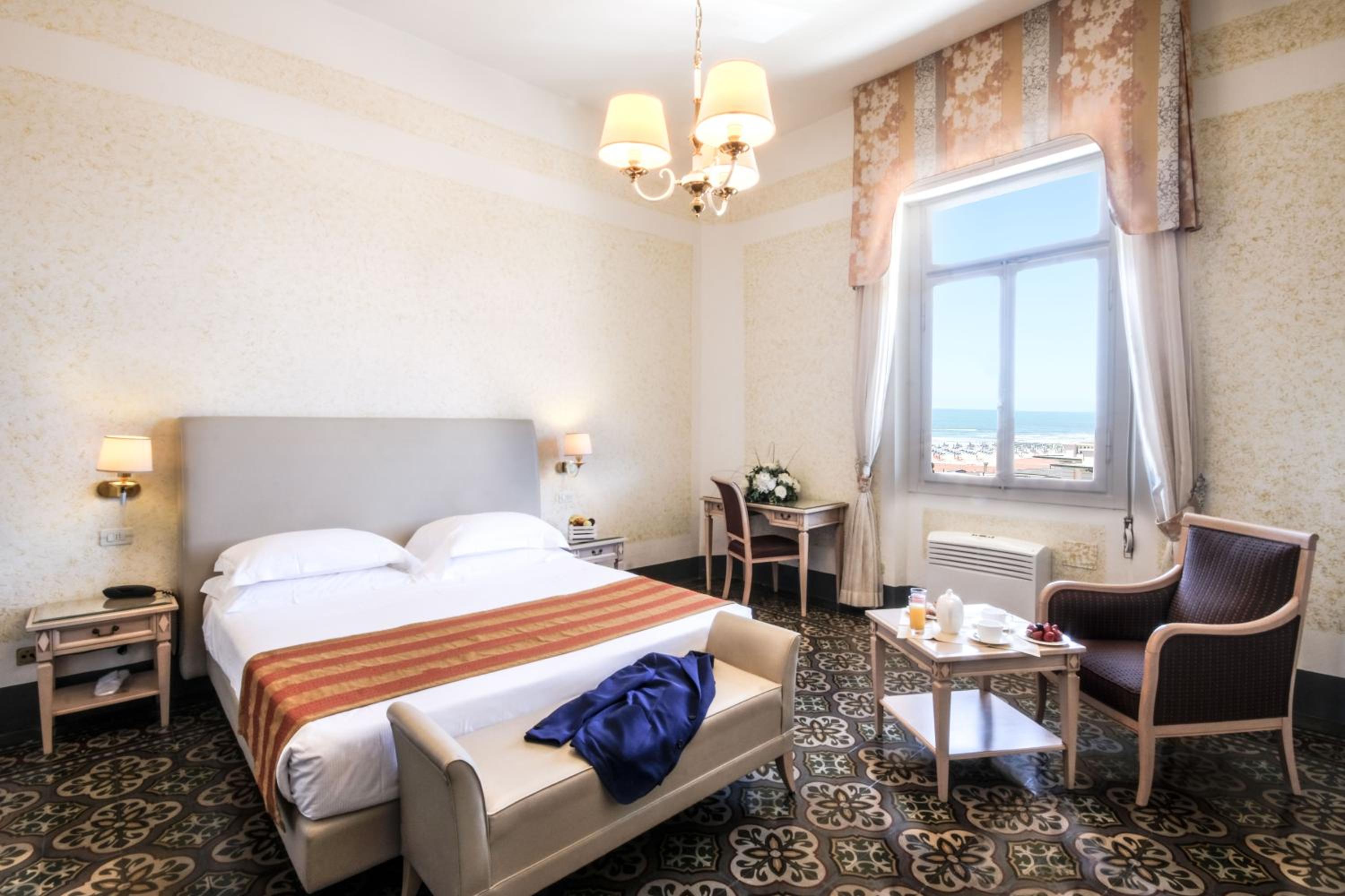 Economy Double Room photo 3