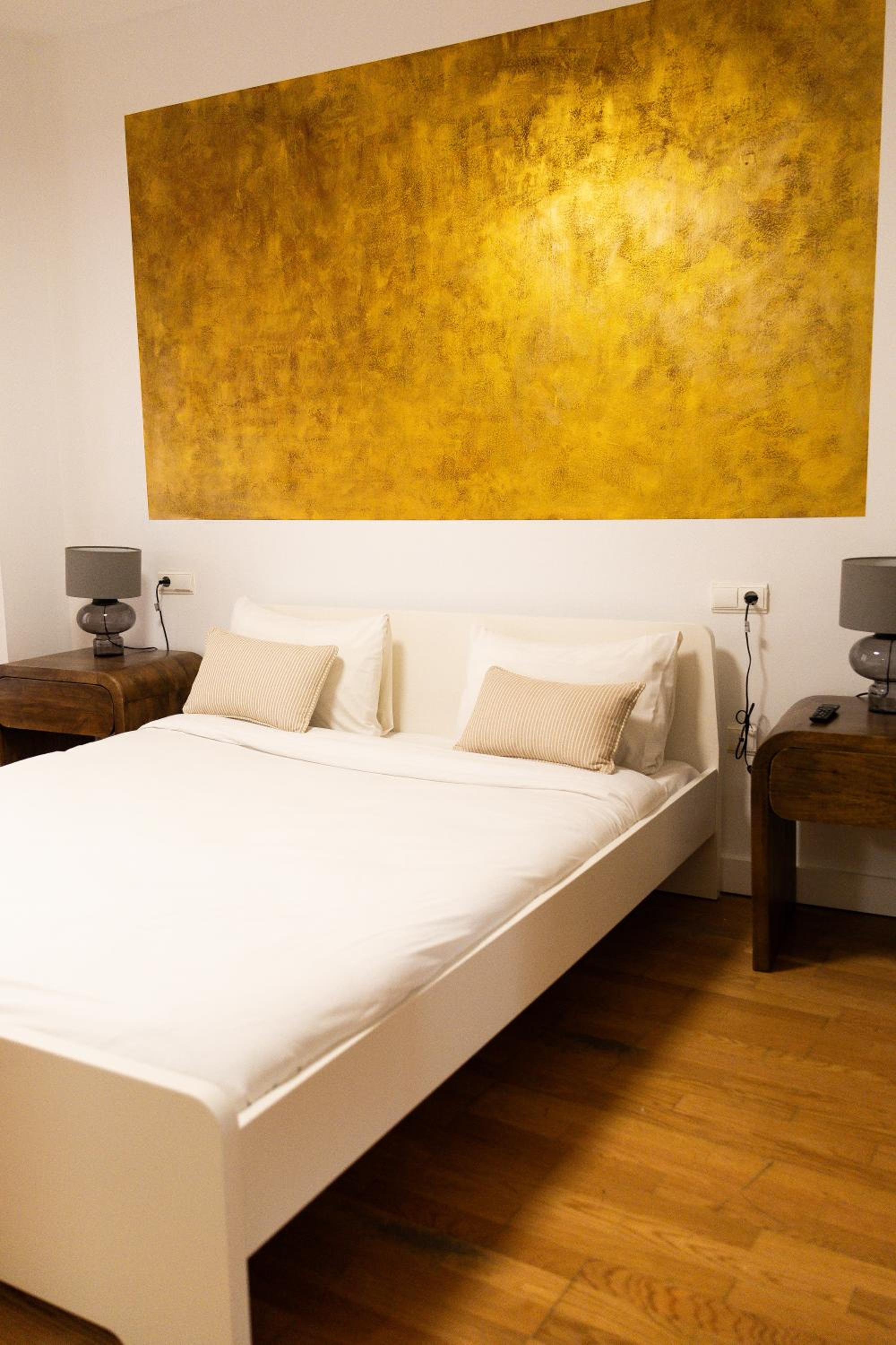 Two-Bedroom Deluxe Apartment