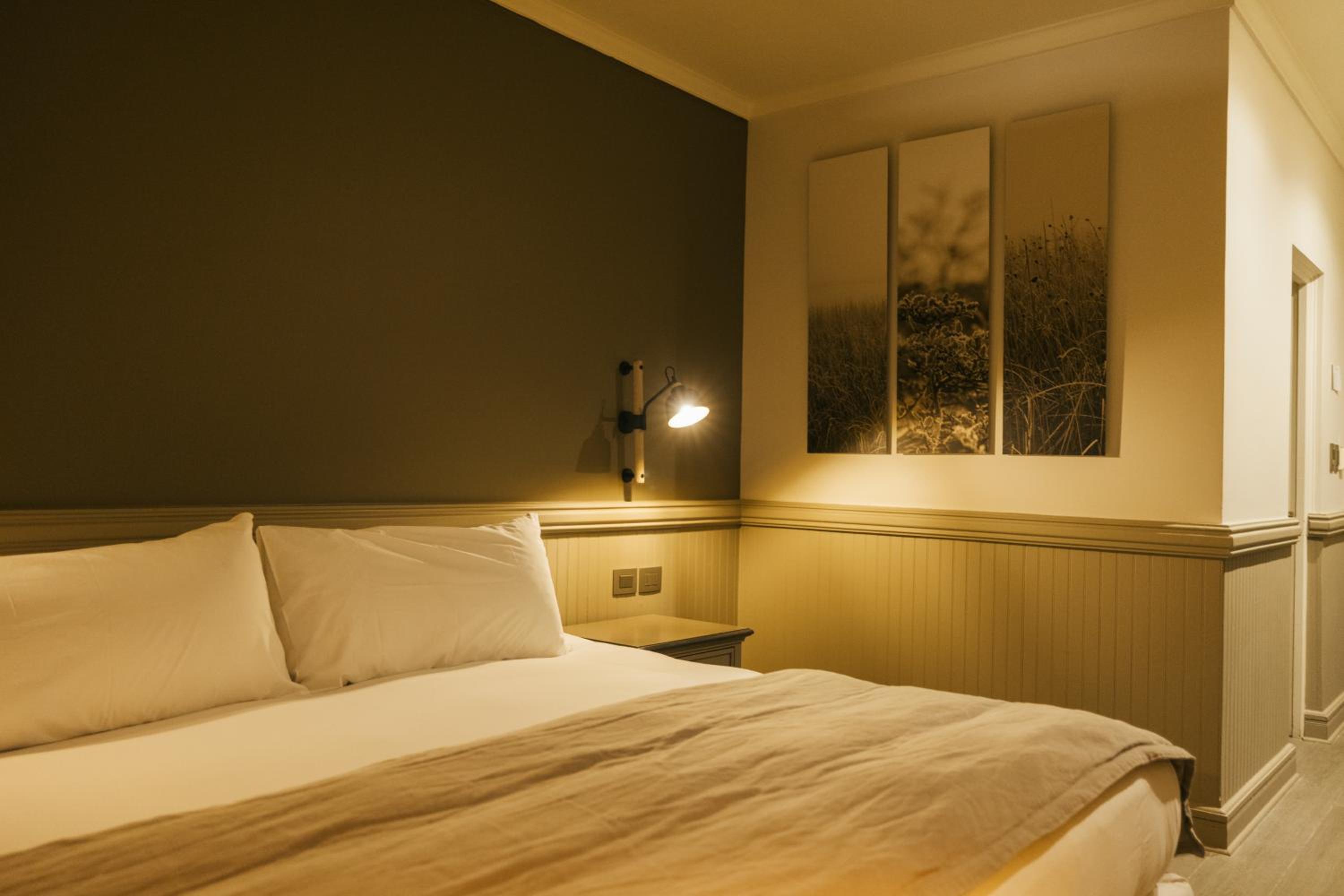 Standard Double Room - Photo 2